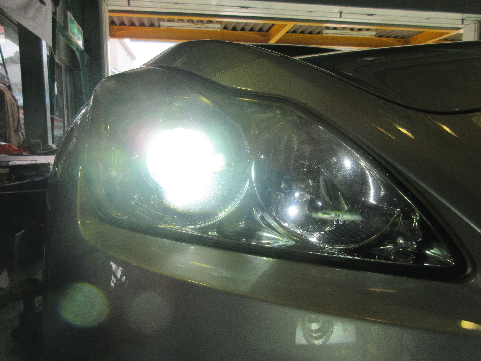 スカイライン(CKV36) LEDヘッドライトバルブ取り付け | 日産 スカイライン(CKV36) LEDヘッドライトバルブ取り付け | 日産