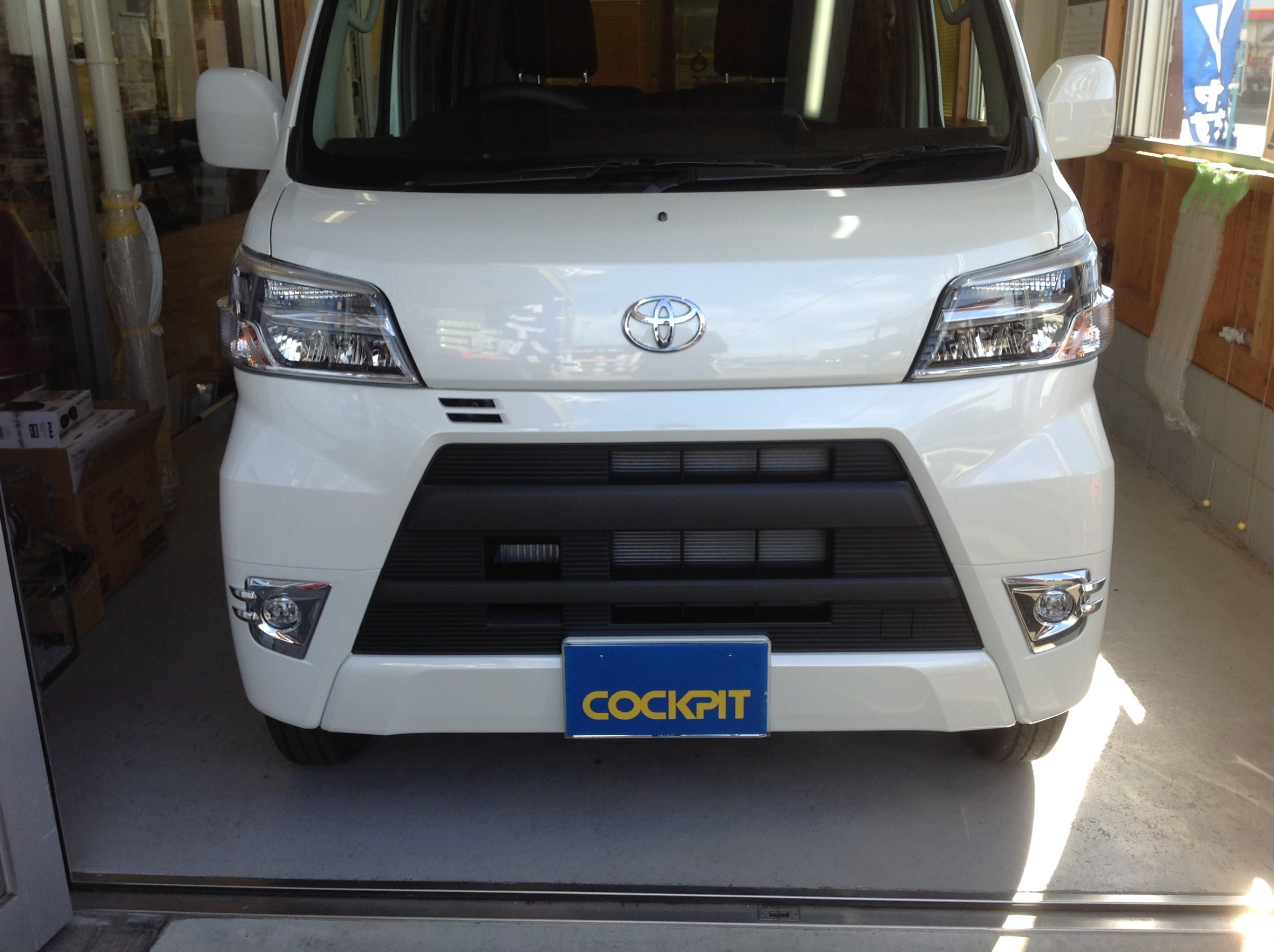 新車のTOYOTA PIXIS VAN さんに、ナビ＆前後ドラレコ＆バックカメラ