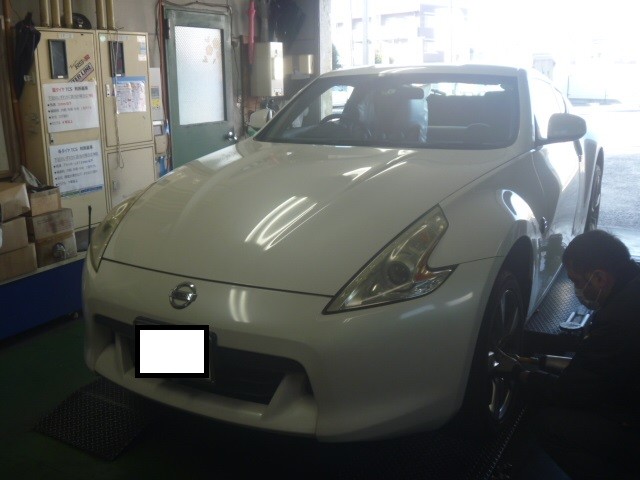 お車のタイヤ交換ならタイヤ専門店の当店にお任せを タイヤ タイヤ タイヤ ホイール交換 店舗日記 コクピット 麻生 車 のカスタマイズにかかわるスタッフより