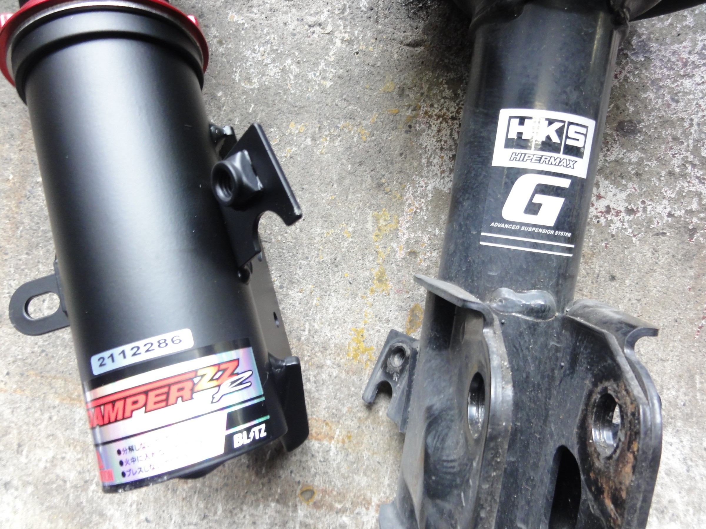 レヴォーグ（VM4）ブリッツ製車高調「DAMPER ZZ-R」（持込み