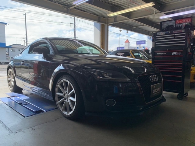 ◇Audi TT [8JCESF] 車検整備 DIXCEL リアブレーキローターパッド交換