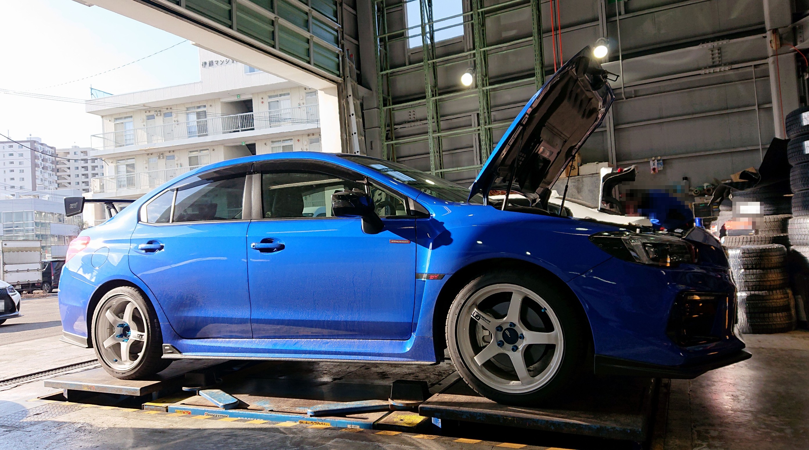 VAG 16体セット スバル WRX S4 VAG に エンドレス “チビ6” ブレーキシステム