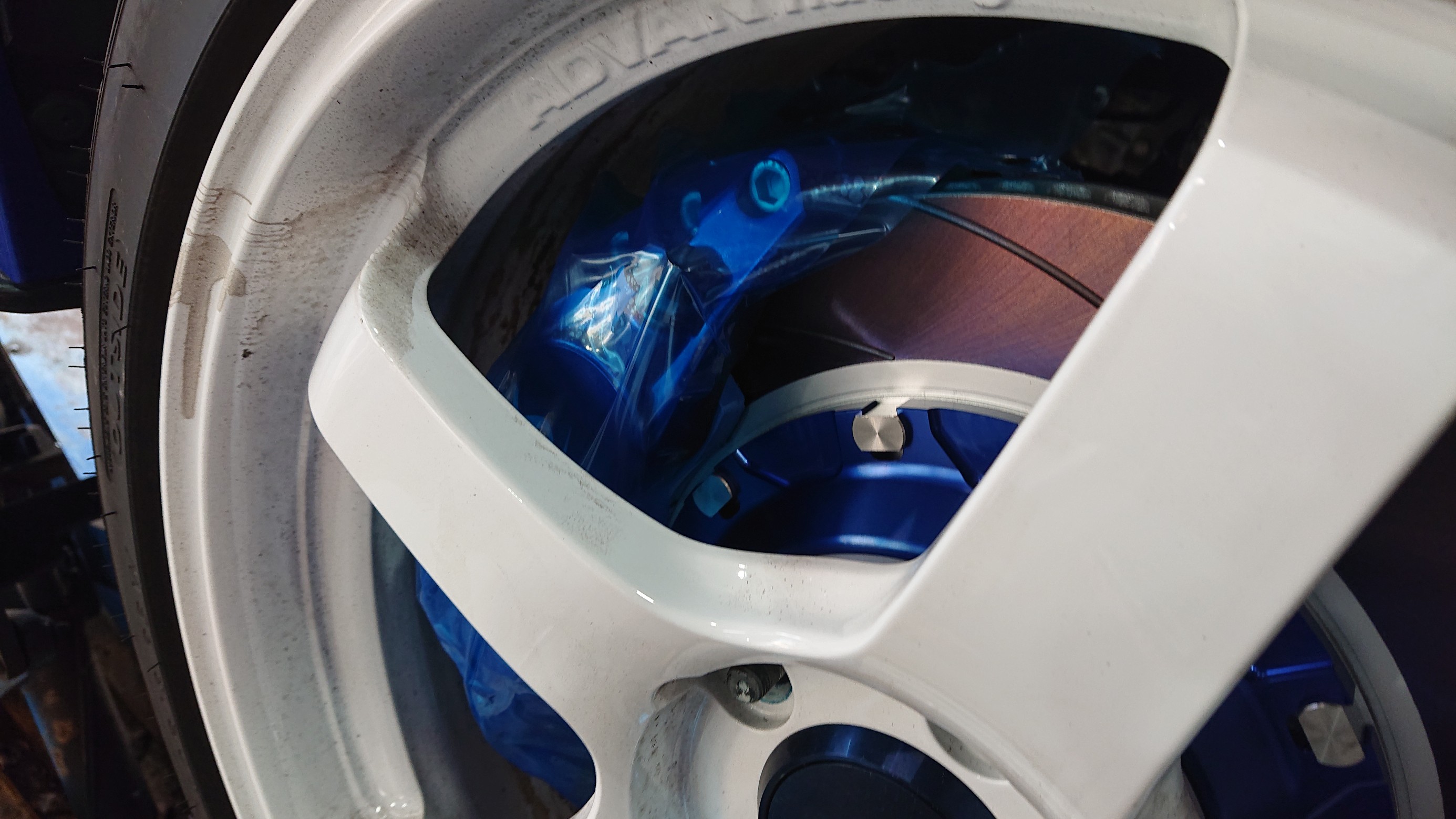スバル WRX S4 VAG に エンドレス “チビ6” ブレーキシステム