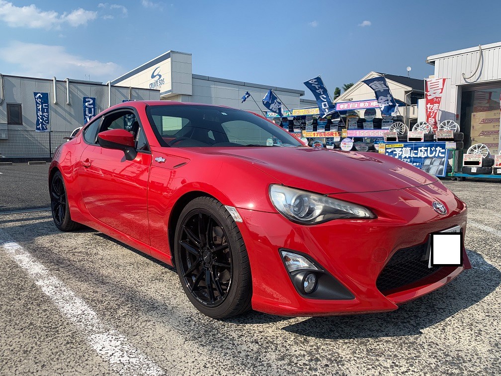 ZN6にENDLESSキャリパーキットを取り付け☆ | トヨタ 86 足まわり
