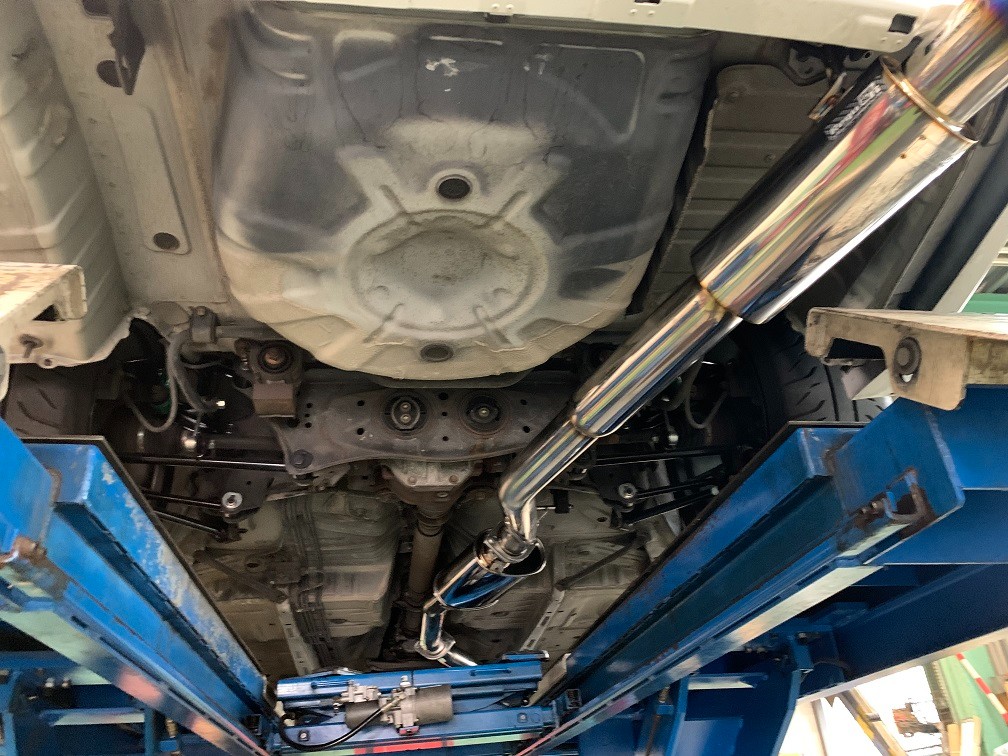 JZX100 マフラー 手渡し/発送の相談も可】JZX100 純正マフラー