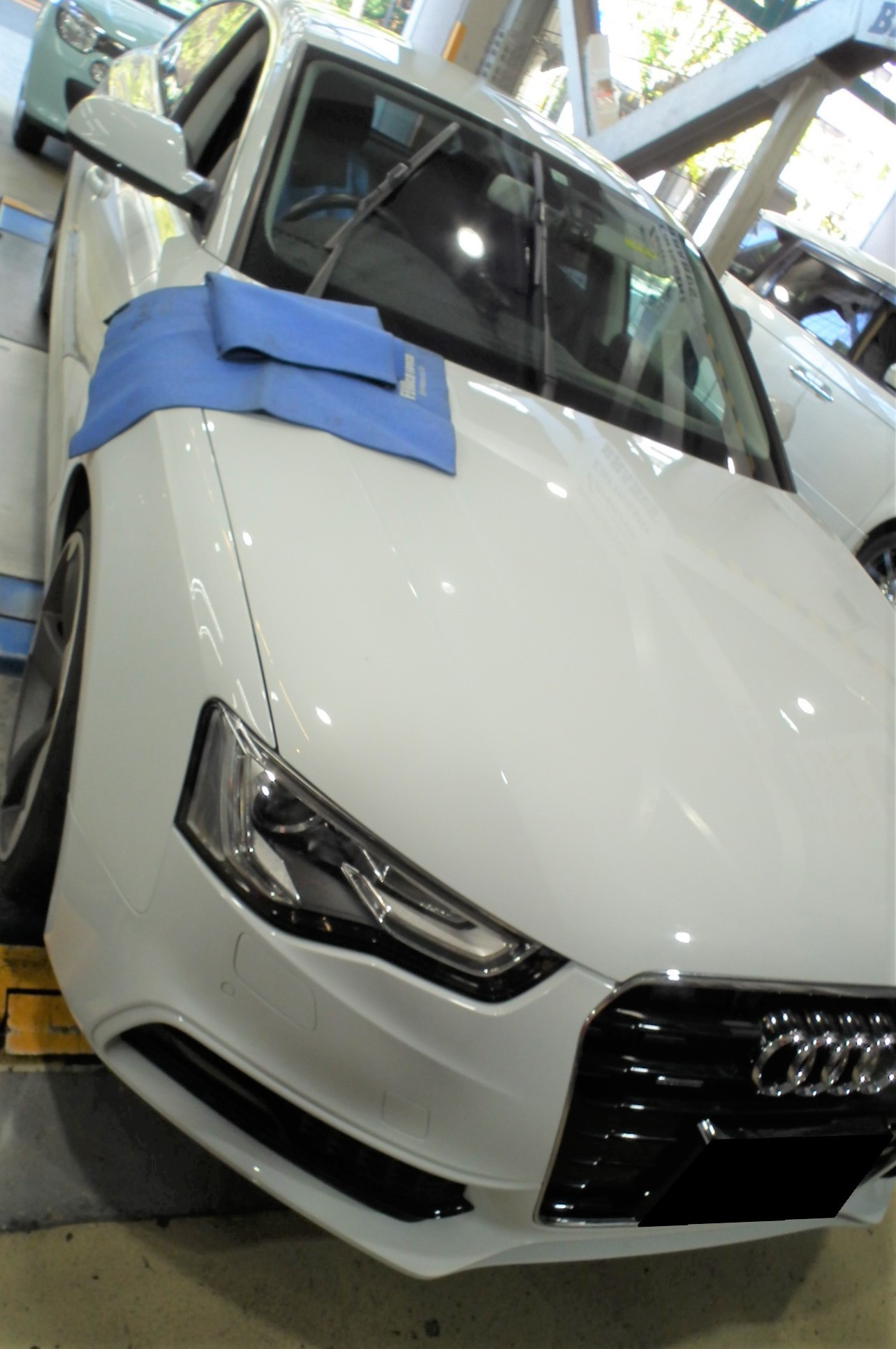 AUDI 【 ワイパー 交換 】作業紹介♪♪ | アウディ A5 メンテナンス