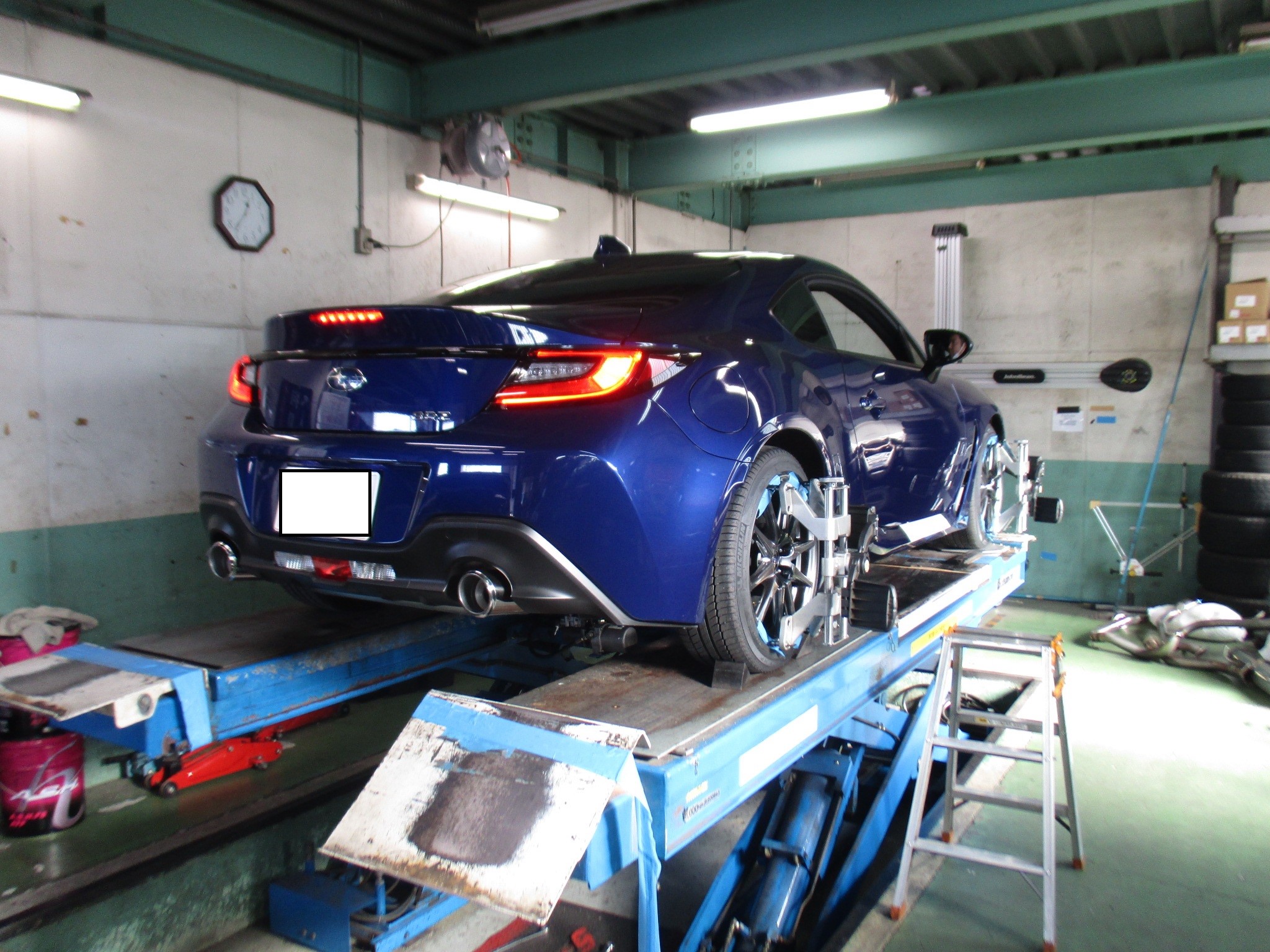 Car Dock K.R.T | 新型BRZにSTIのダウンサスを(^^) ダウン量が