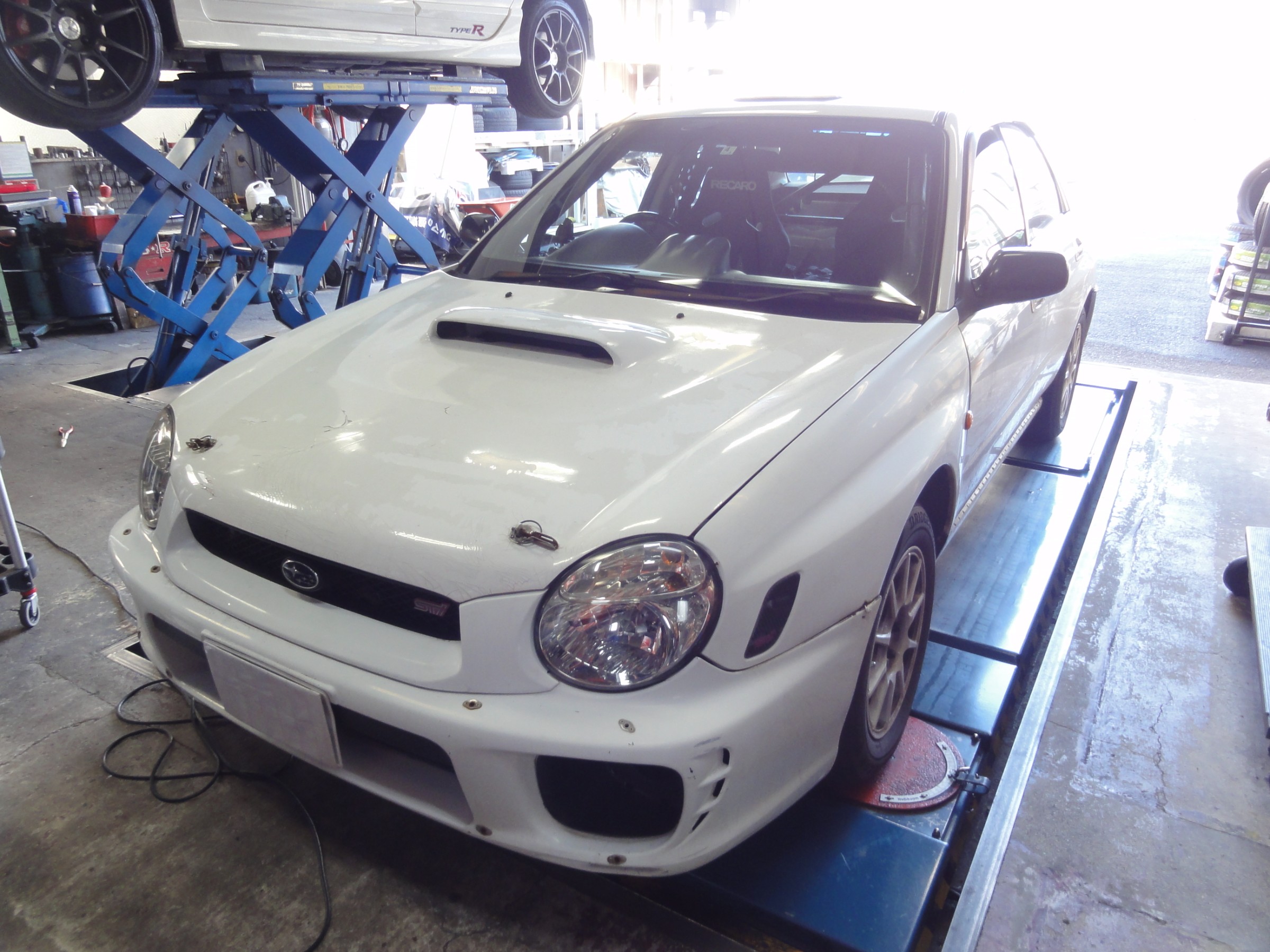 インプレッサWRX（GDB）ブリヂストンの最新スタッドレスタイヤ 