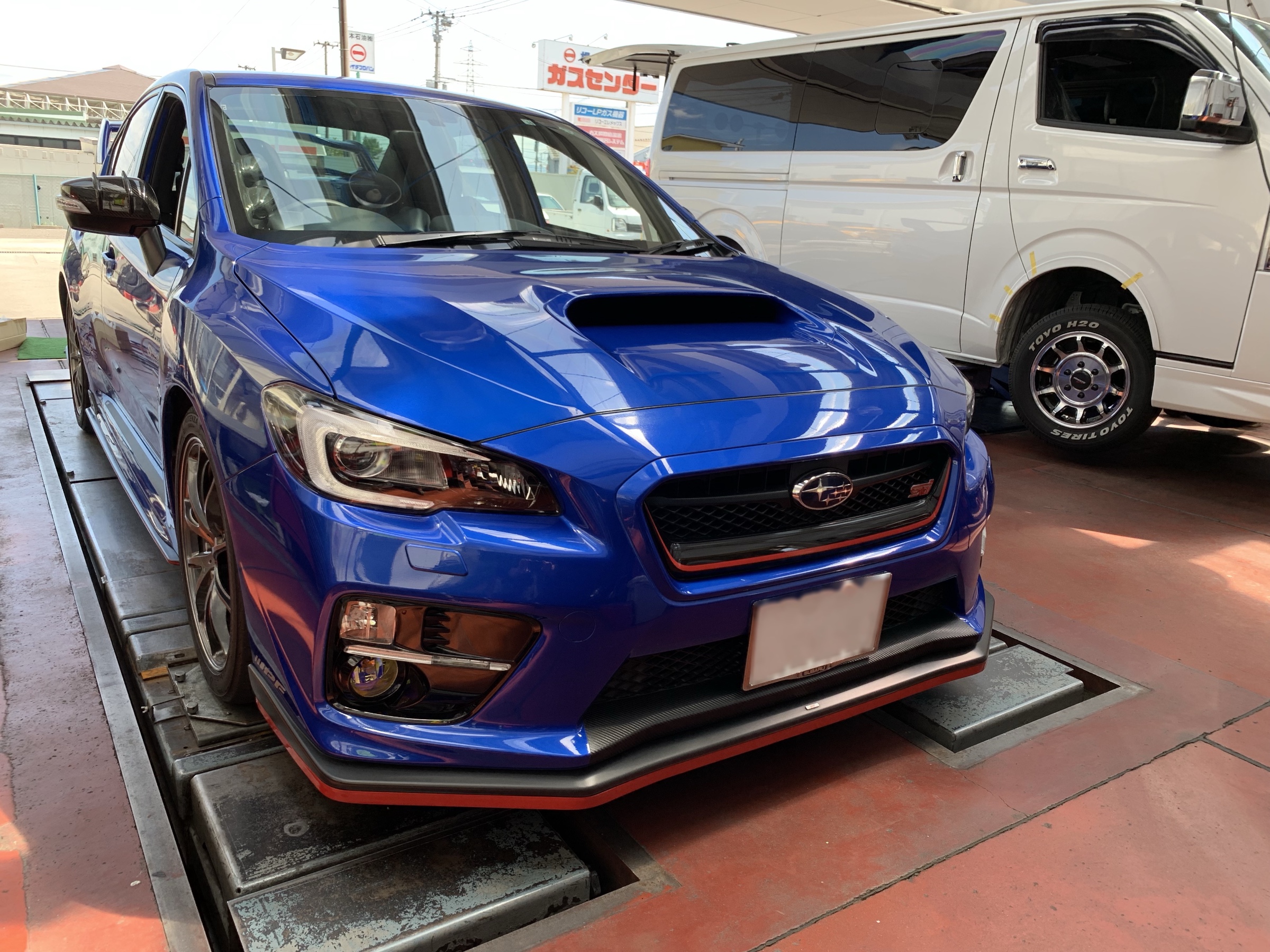 WRX S4 STI フレキシブルドロースティフナーリヤ＆ガードバー取り付け