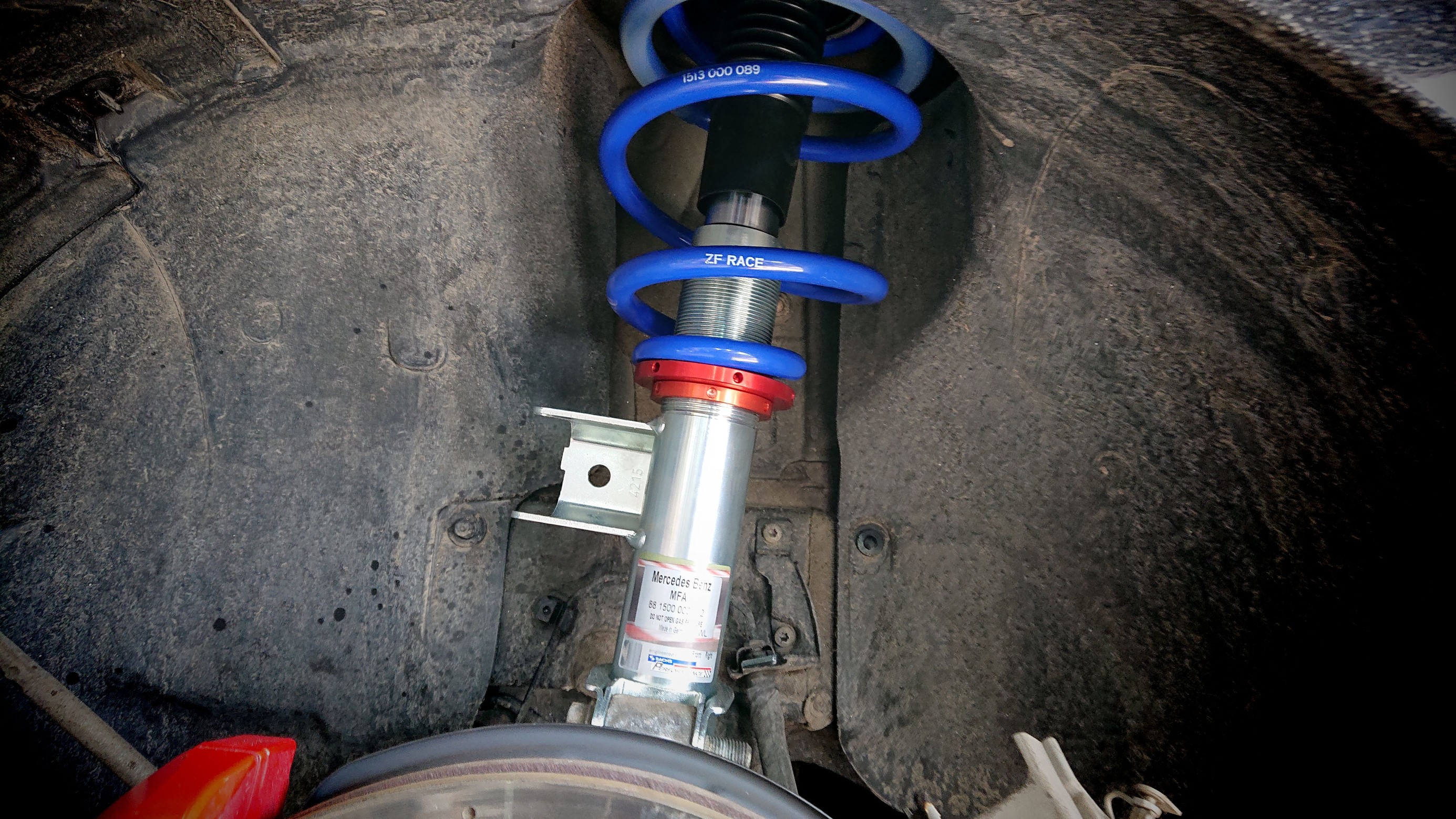 SACHS（ザックス）パフォーマンス コイルオーバーキット 取付