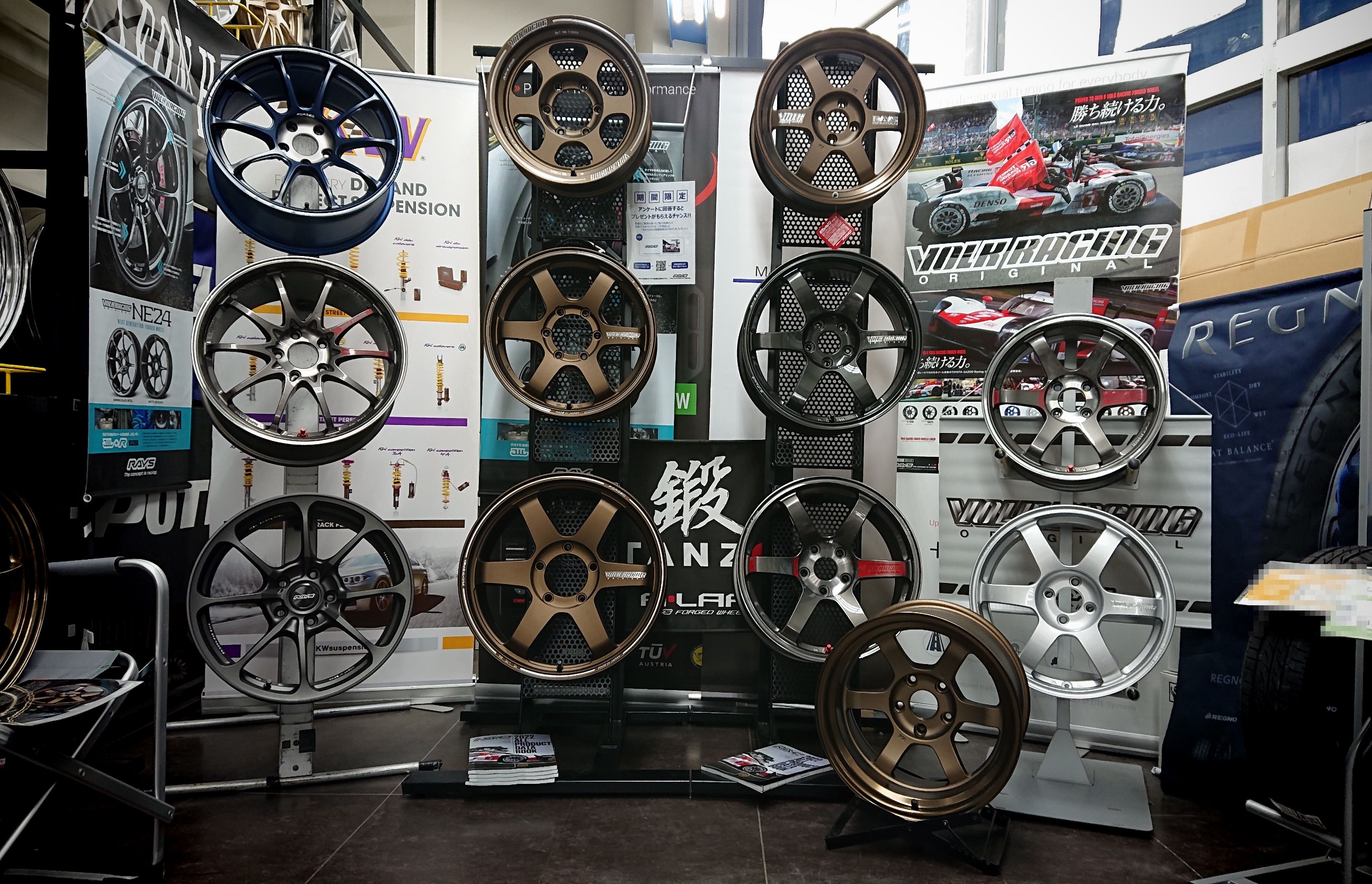 新品 stina スティナ 新作 大人気 ラッシュガード S 完売品 stina / 2024 MoRea | STINA JOURNAL