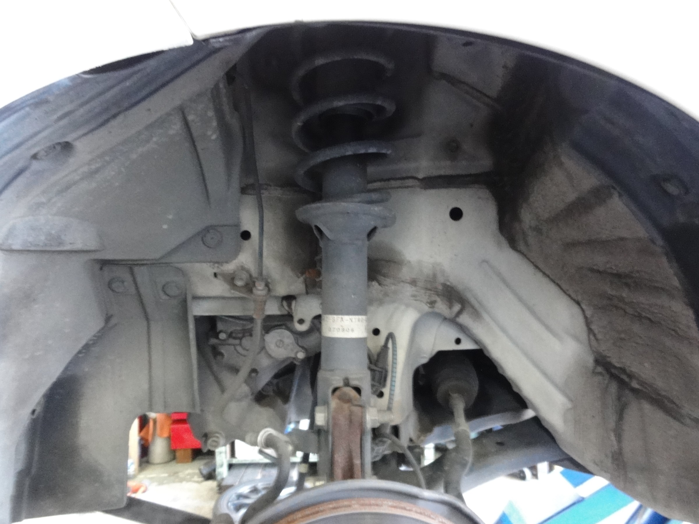 ライフ（JB7）テイン製車高調「STREET BASIS Z」装着