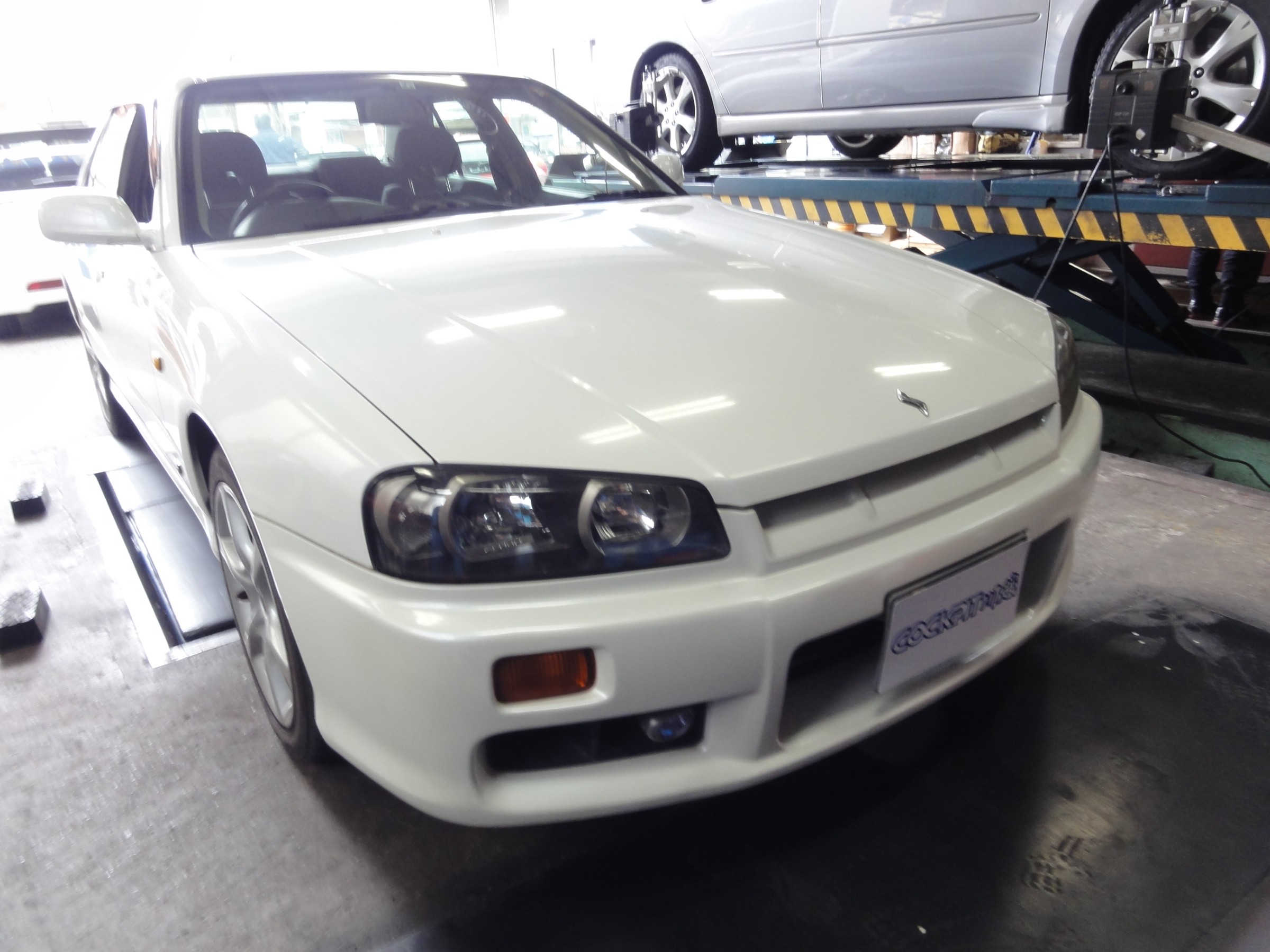 スカイライン（ER34）クスコ製フロントピロテンションロッド装着