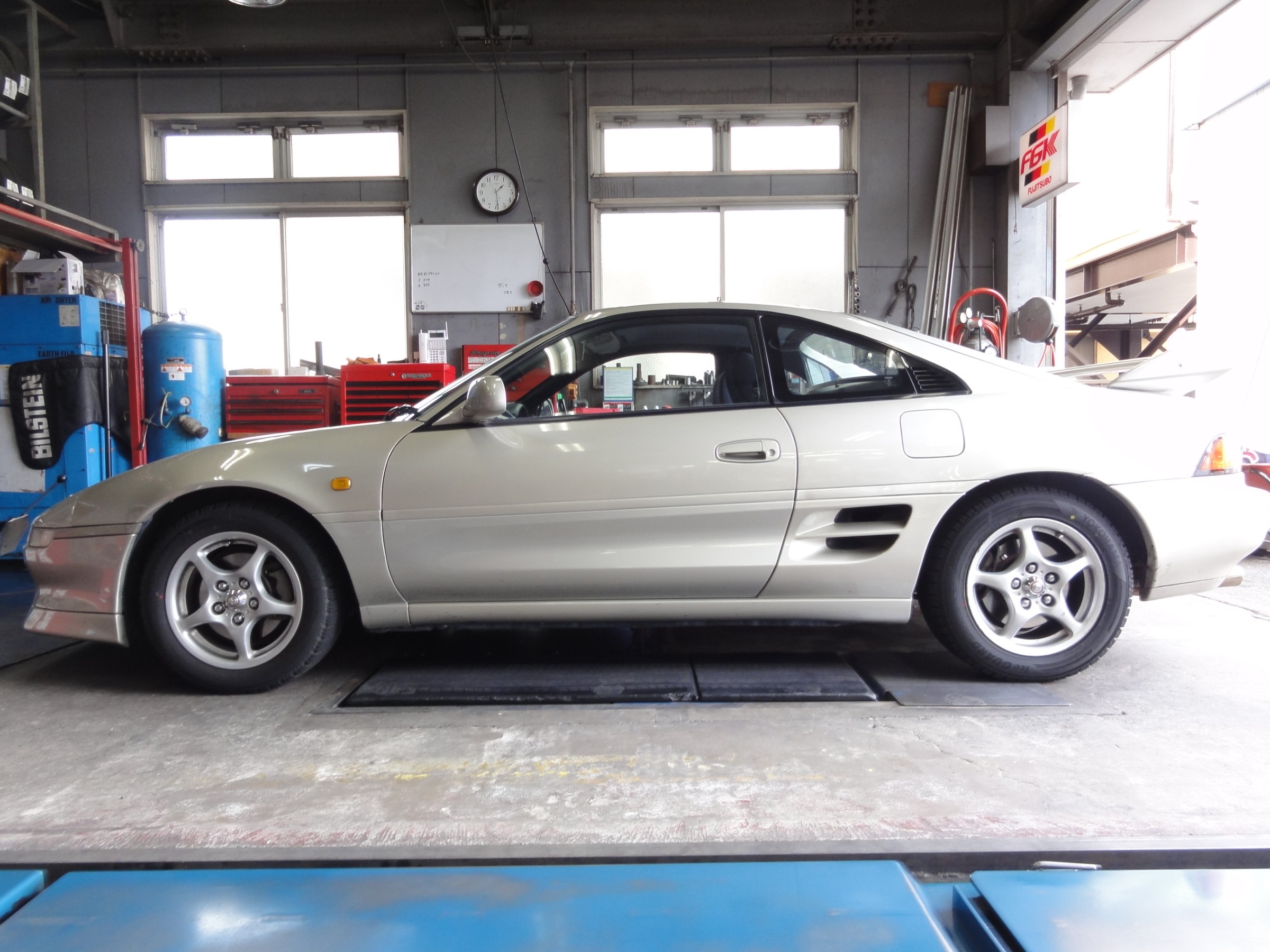 ゆうげん　mr2 sw20 車高調　テイン　スーパーストリートダンパー TEIN.co.jp: SUPER STREET - 製品紹介