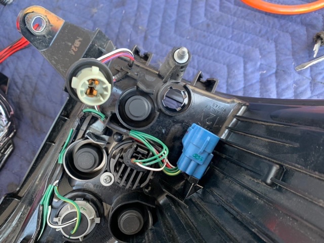 ◇TOYOTA LANDCRUISER PRADO [GDJ150W] 用品取付作業 モトレージ