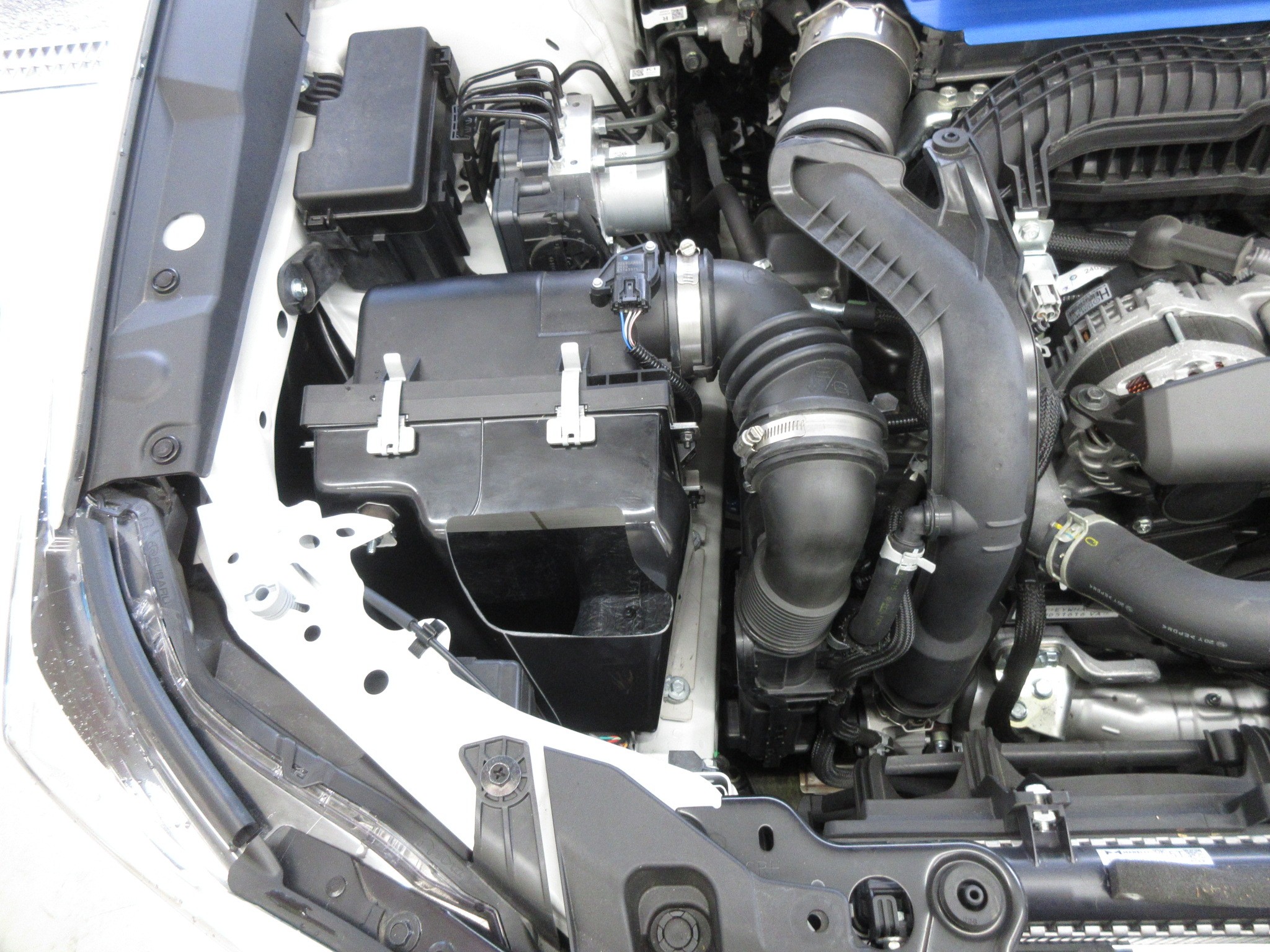 さりげなく吸気効率を上げたい方にはオススメの逸品です！スバル 新型