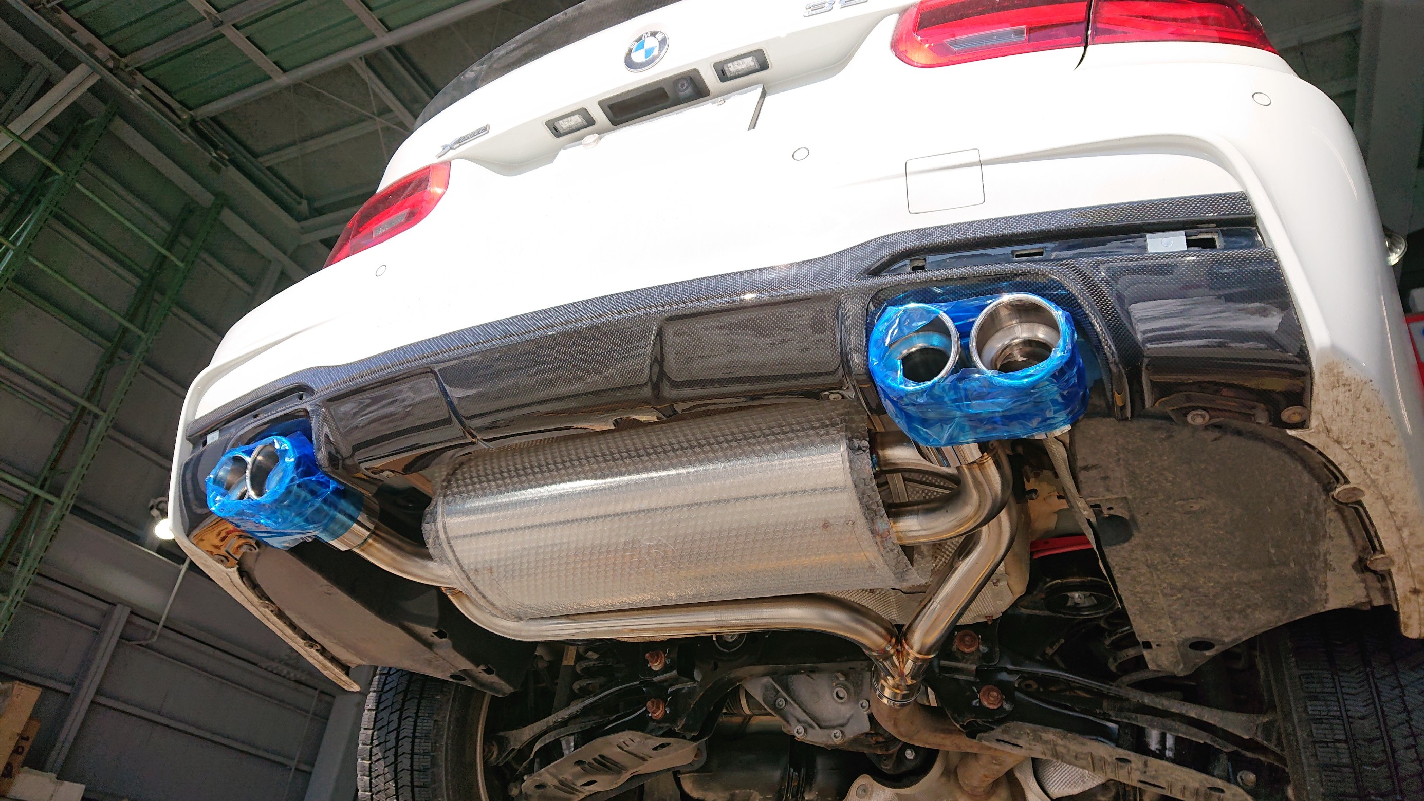 3DDesign エギゾーストシステム & リアディフューザー の取付け作業