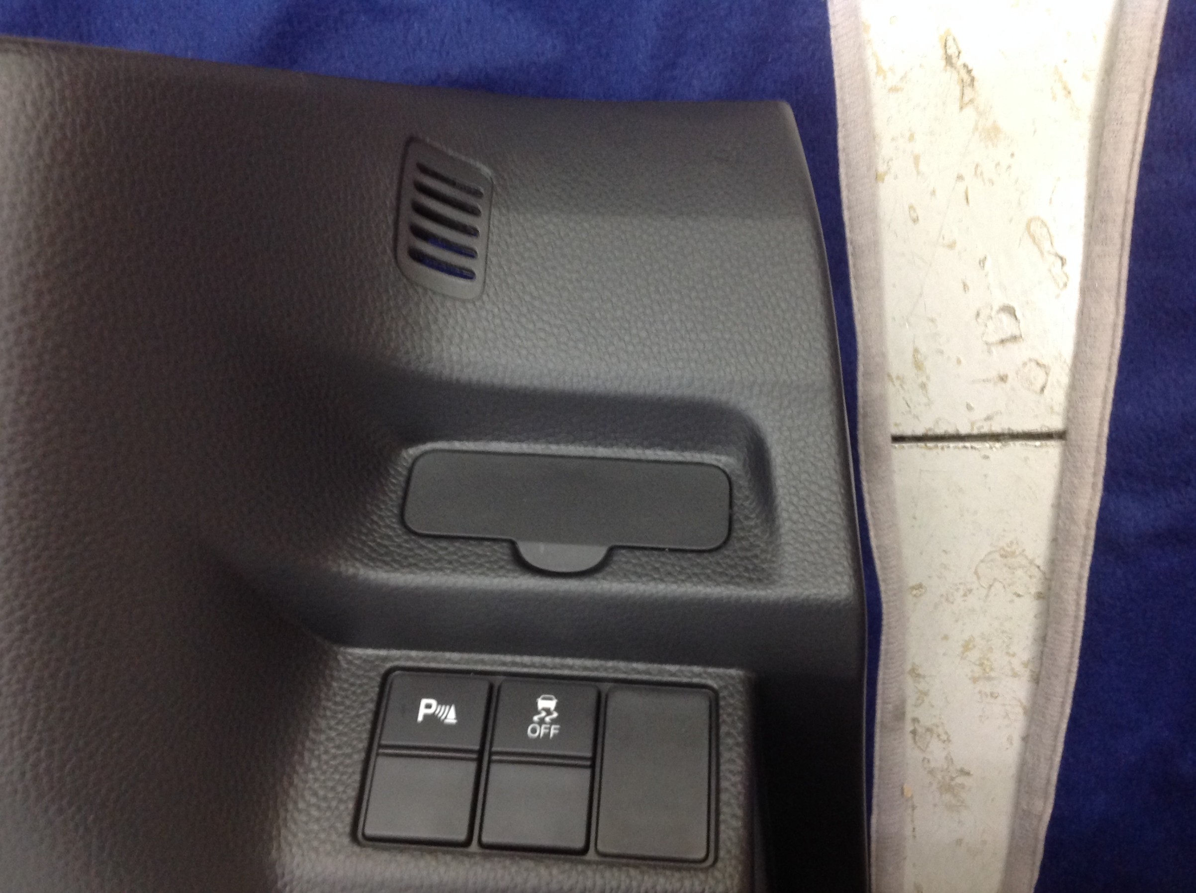 Etc車載器の装着もお気軽にご相談下さい ホンダ N Boxカスタム Av カーナビ ドライブレコーダー Etc Av カーナビ ドライブレコーダー Etc Etc取付 セットアップ スタッフ日記 コクピット きねいわ 車のカスタマイズにかかわるスタッフより