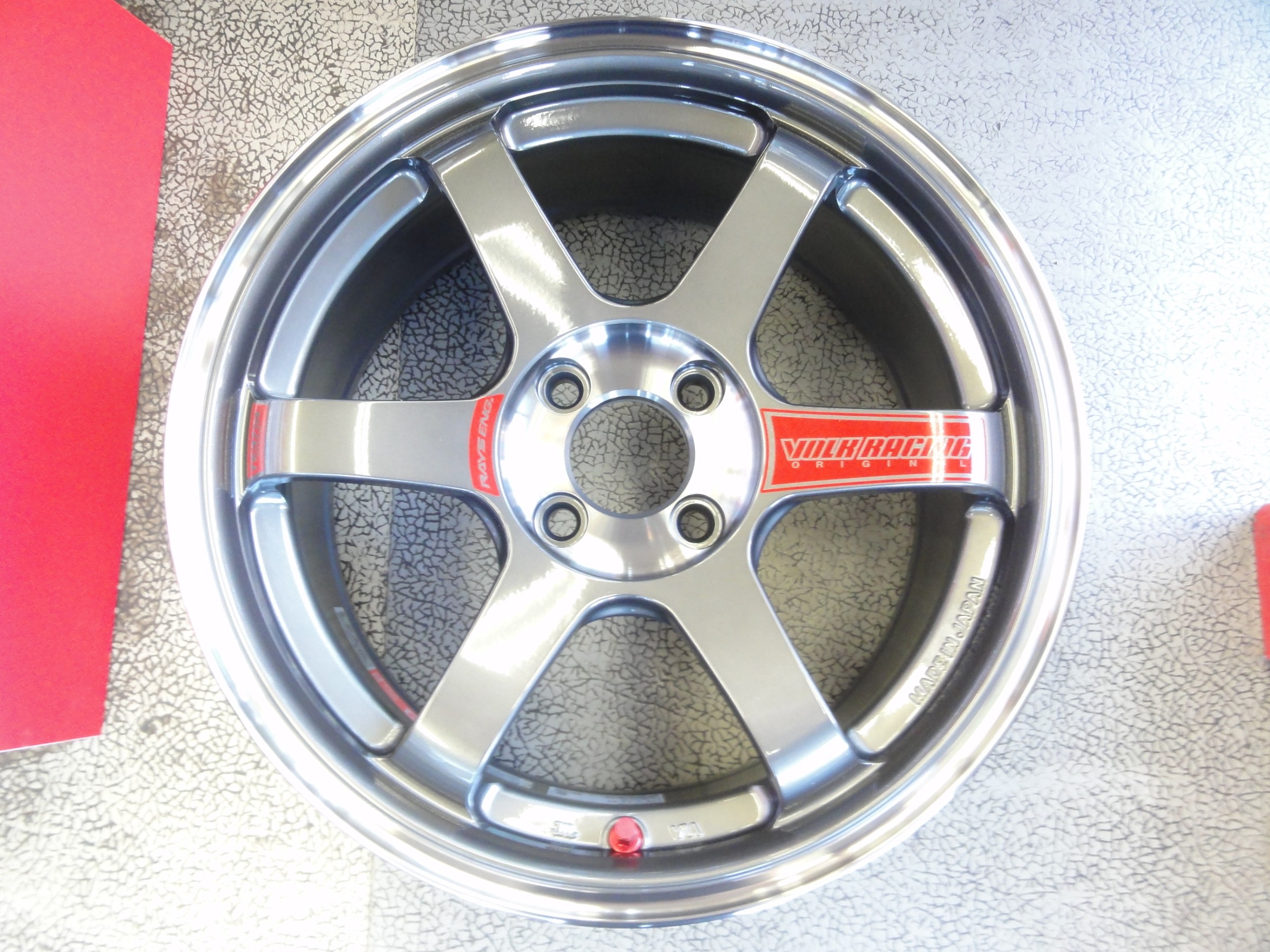 マーチ ニスモS（K13改）レイズ製アルミホイール「VOLK RACING