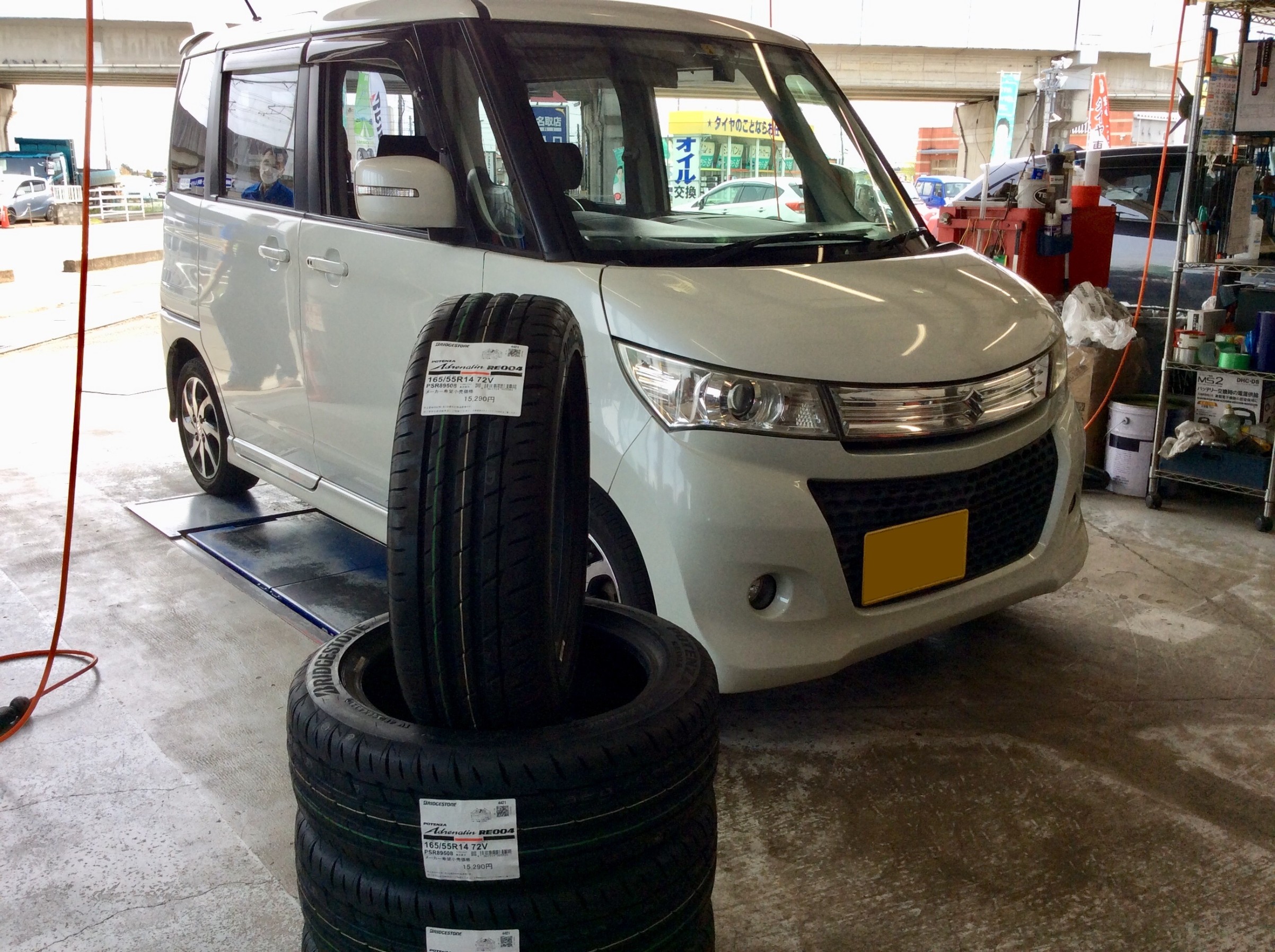 パレットSW MK21S ショックアブソーバー交換します！ | スズキ