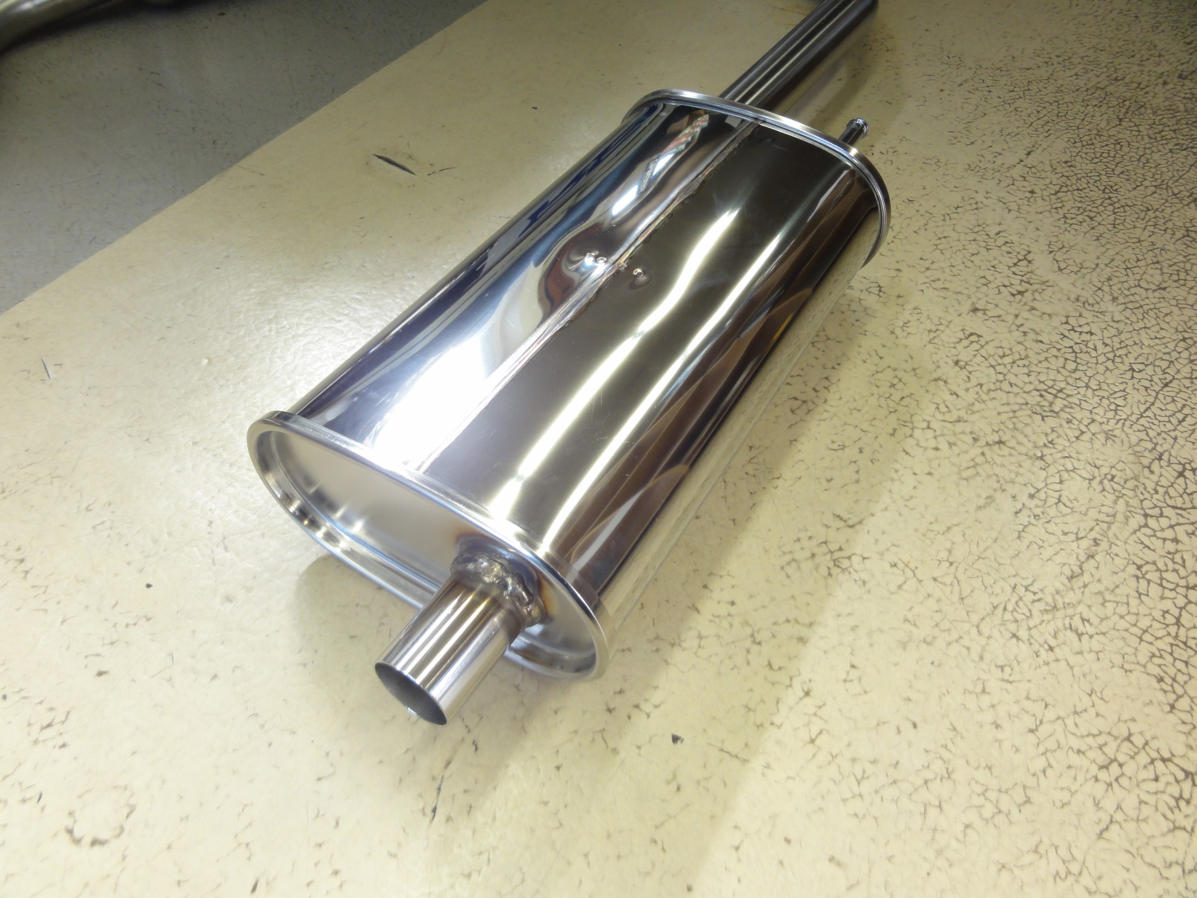 アルトワークス（HA36S）HKS製スポーツマフラー「サイレントハイ
