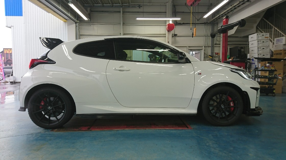 GRヤリス（GXPA16） × HKS CARBON RACING SUCTION × ギアオイル