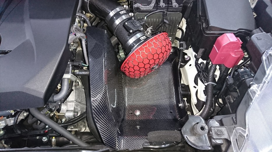 GRヤリス（GXPA16） × HKS CARBON RACING SUCTION × ギアオイル