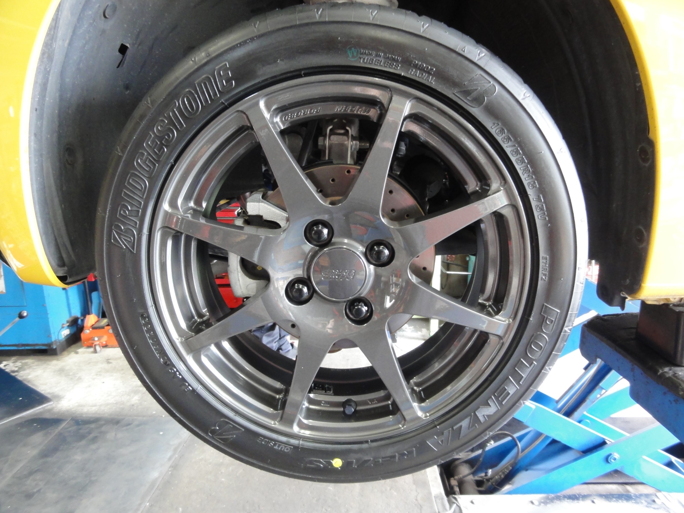 NｰONE（JG3：RS）無限製鍛造アルミホイール「FR8」＆ブリヂストン