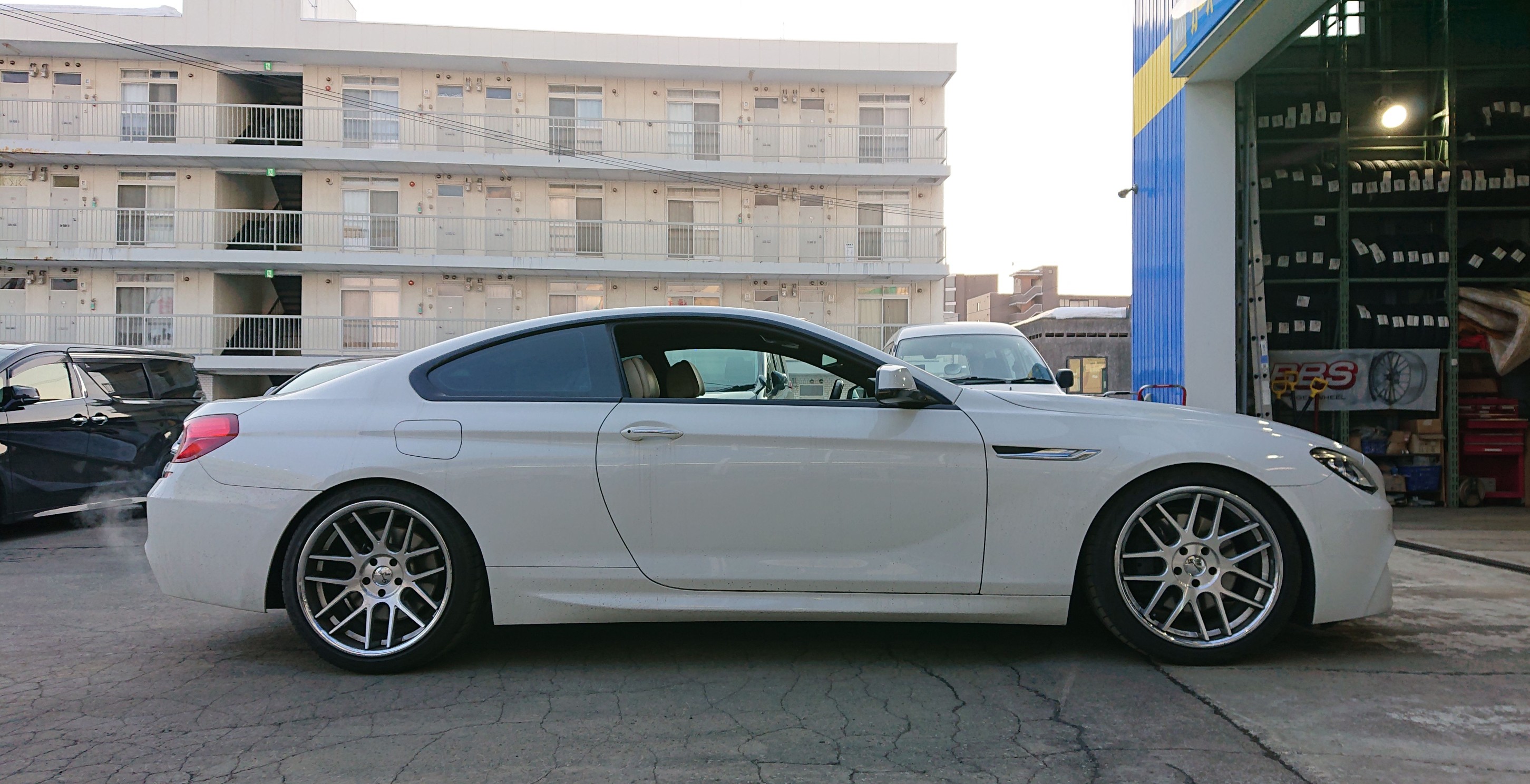 Kw カーヴェー 車高調 Version 3 Inox Line 取付け作業 Bmw F13 650i Bmw 6シリーズ 足まわり サスペンション ブレーキ 足まわり サスペンション ブレーキ サスペンションパーツ関連取付 Feel Book スタイルコクピット フィール 車の