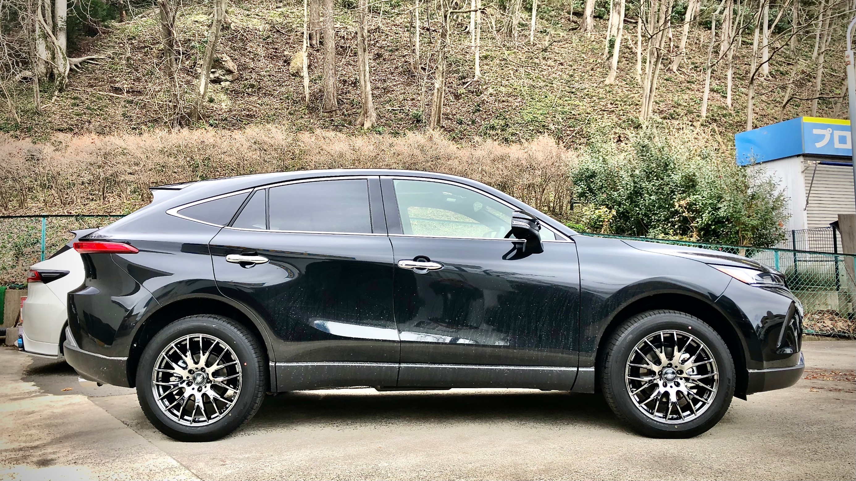 MXUA80 TOYOTA HARRIER ✖ RAYS HOMURA 2X9Plus JET BLACK