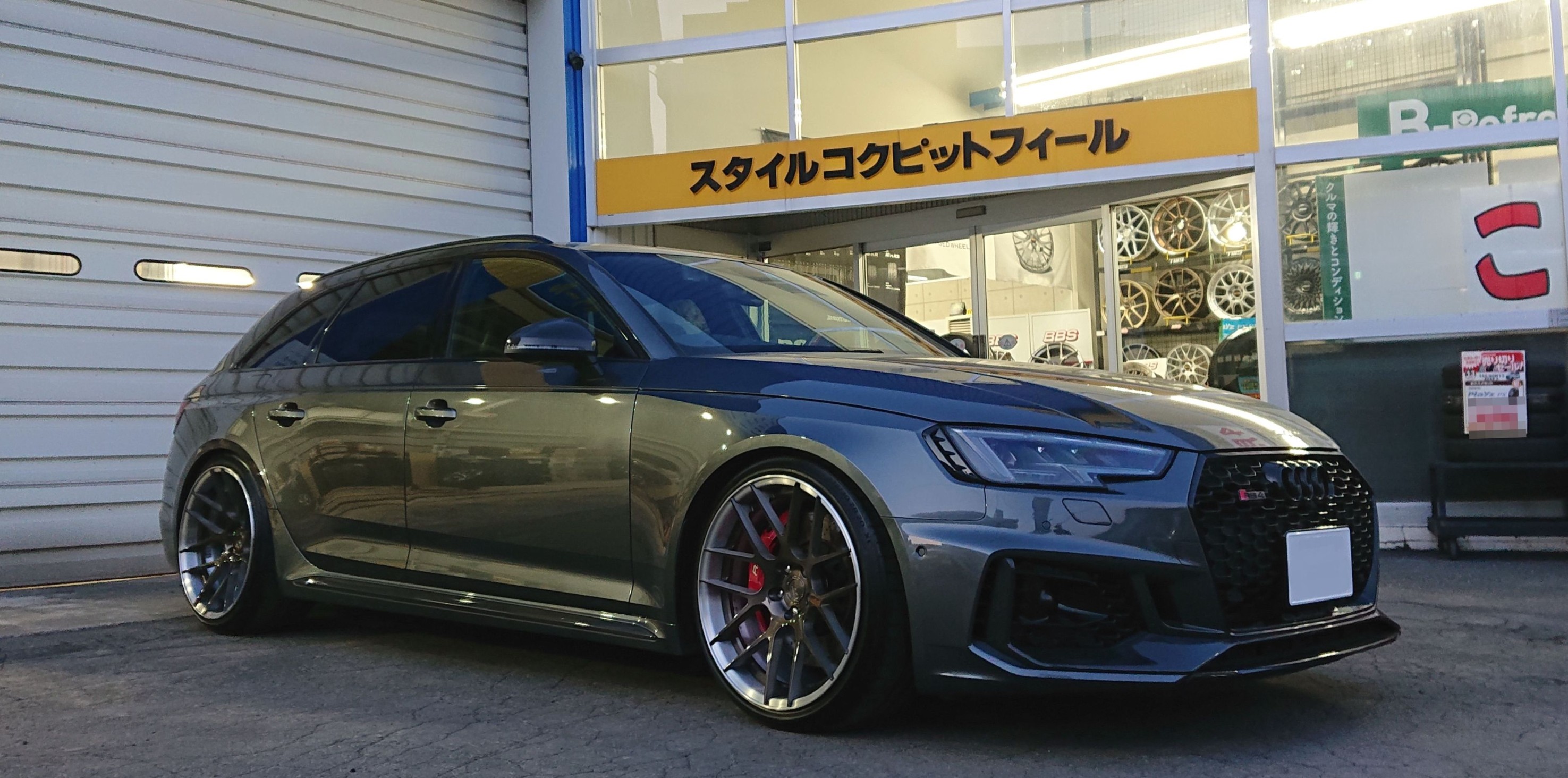 BC FORGED HB04 & KW HAS の装着とアライメント調整作業 ／ アウディ RS4 AVANT | アウディ RS4 ホイール  足まわり（サスペンション・ブレーキ） > サスペンションパーツ関連取付 | Feel Book | スタイルコクピット フィール |  車のカスタマイズにかかわるスタッフより