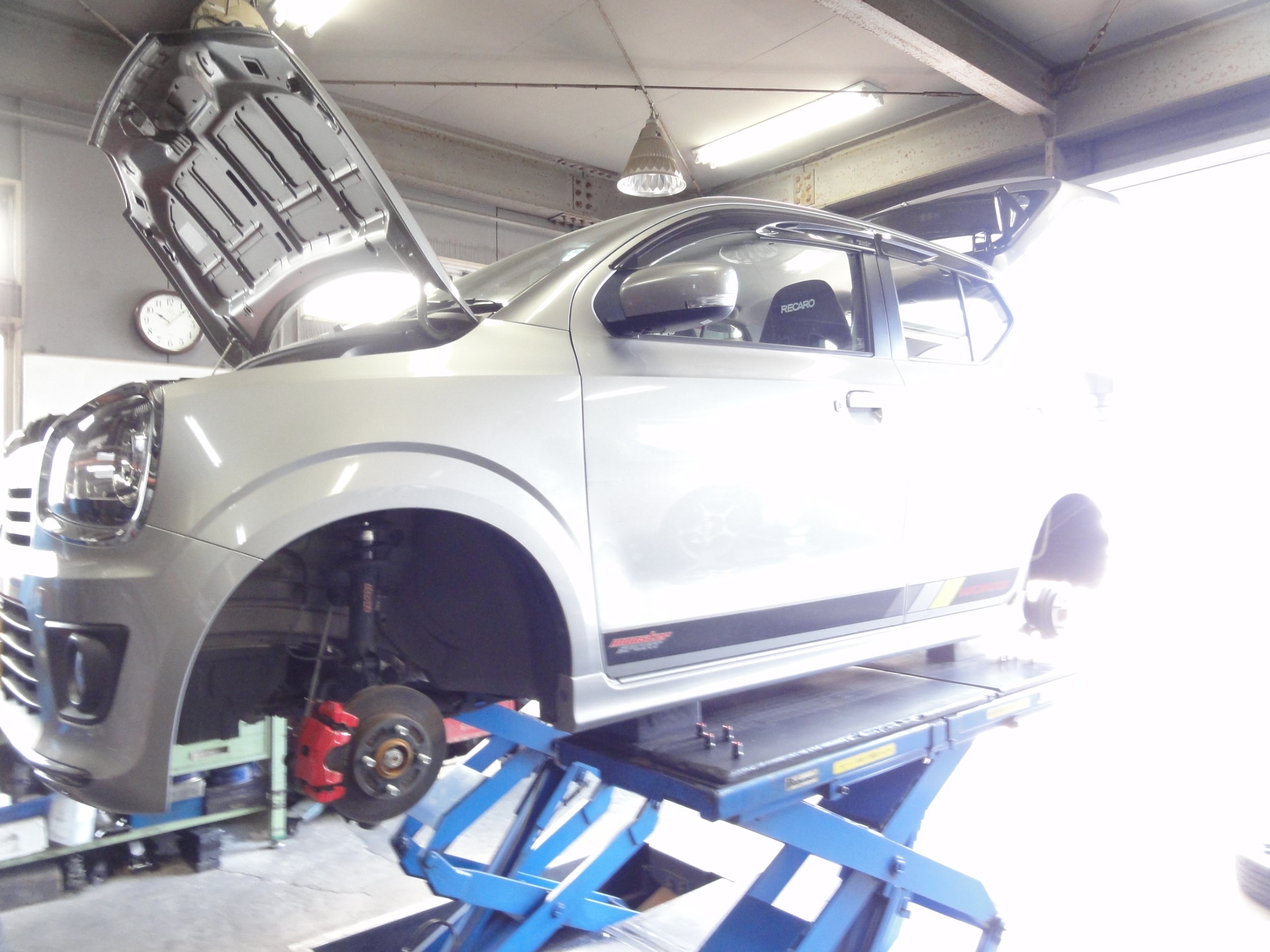 アルトワークス（HA36S）アールズ製車高調とリヤキャンバーシム装着