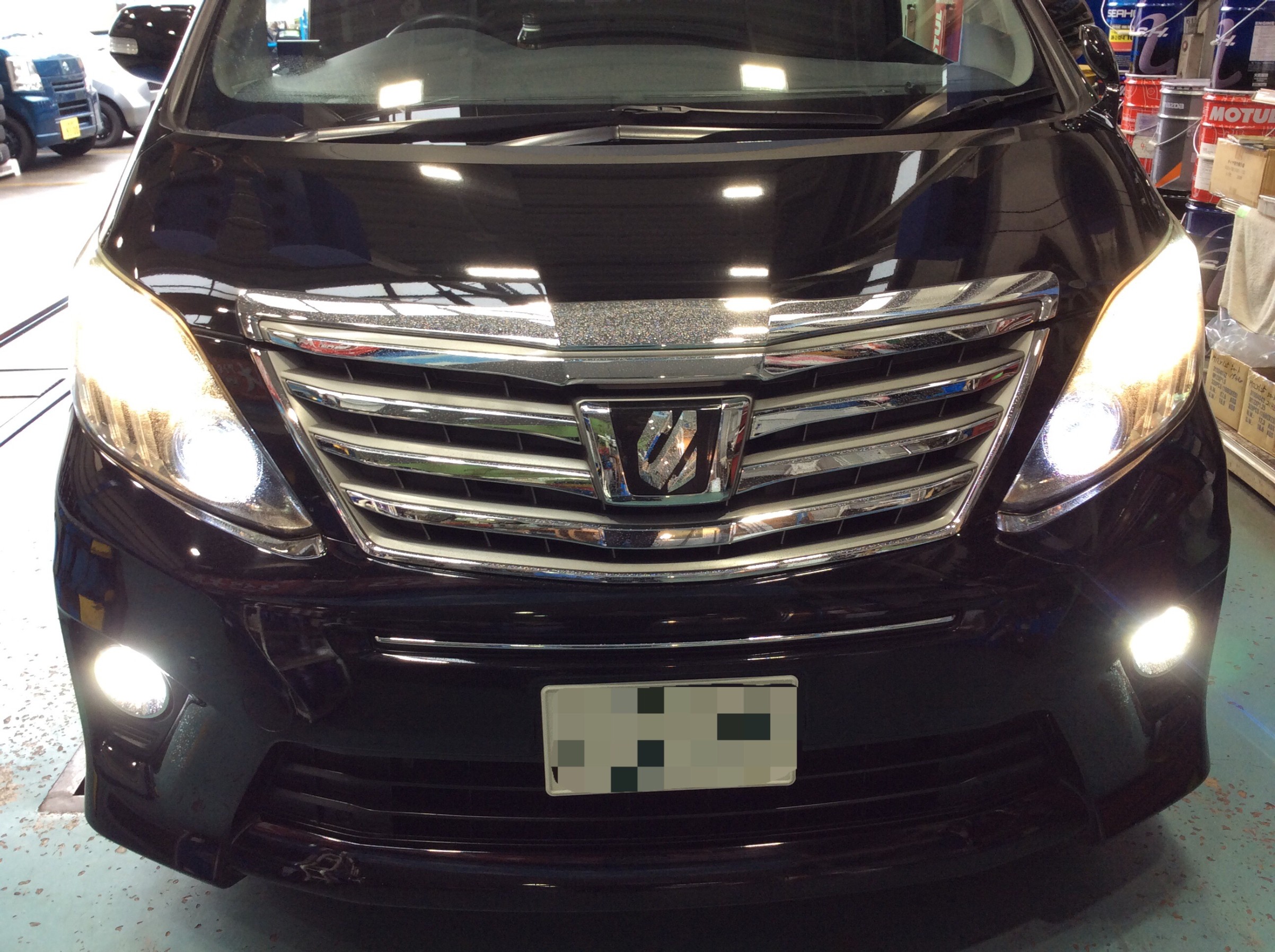 同じ交換するなら・・・ | トヨタ アルファード HID・LED
