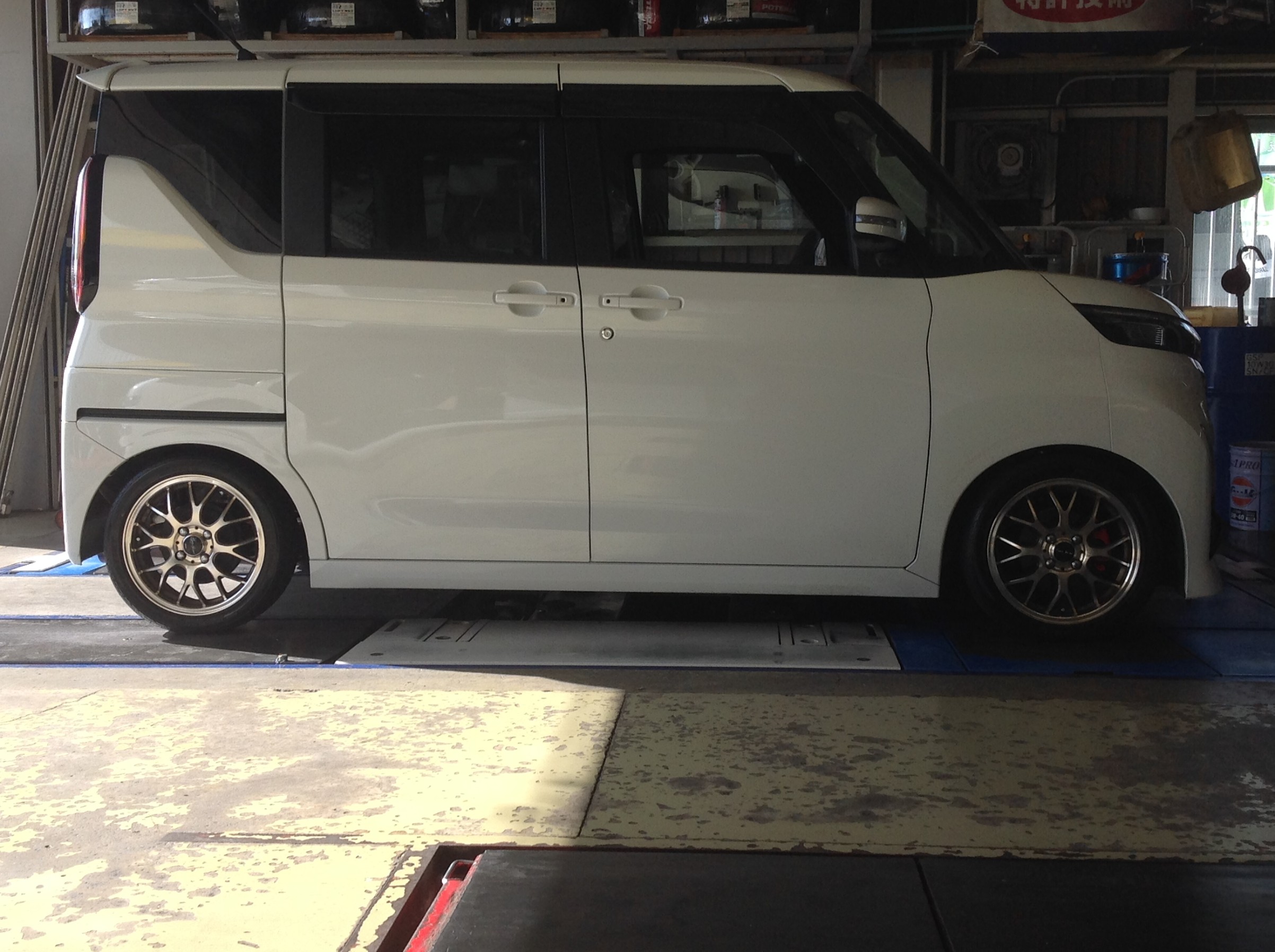 ルークス RS-R BEST I 車高調 　スズキ車にも LARGUS ONLINE SHOP / スズキ スイフトスポーツ ZC33S 2WD SpecSR 車