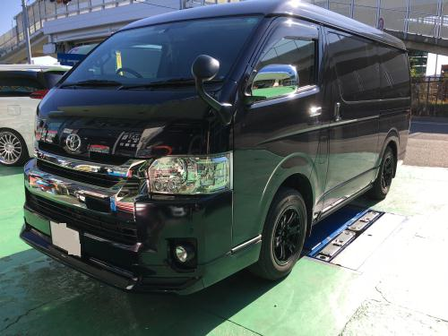 ハイエース200系ワイド4WDにリア追加スタビライザー取り付け | トヨタ