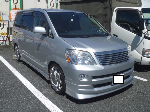 AZR60/ノアの車検メンテナンス☆ | トヨタ ノア その他 > 車検 | 店舗