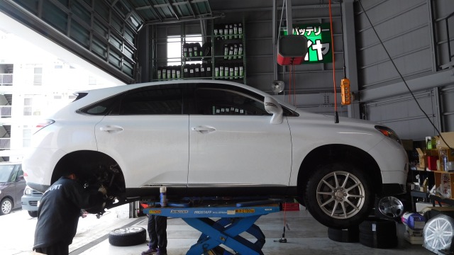 LEXUS RX450h GYL15W のブレーキパッド＆ブレーキローター交換作業