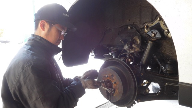 LEXUS RX450h GYL15W のブレーキパッド＆ブレーキローター交換作業