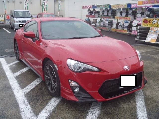 86のマフラー交換☆ | トヨタ 86 吸・排気系 吸・排気系