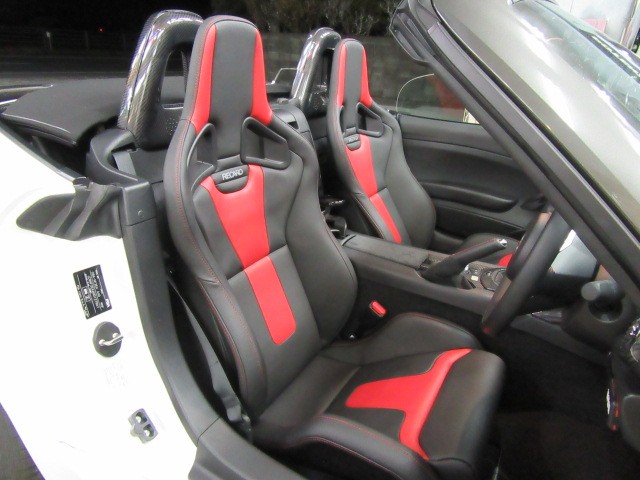 レカロシートを装着すると、走りがもっと楽しく快適に♪ ABARTH  