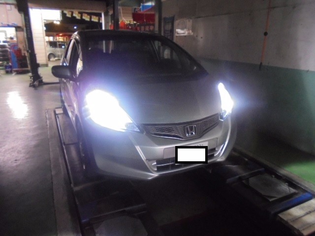 フィットにledヘッドライトバルブ ドライブレコーダーの取付 ホンダ フィット Hid Led その他電装系 Hid Led その他電装系 Ledバルブ取り付け アフターパーツ取り付け事例 コクピット 麻生 お店の得意技紹介