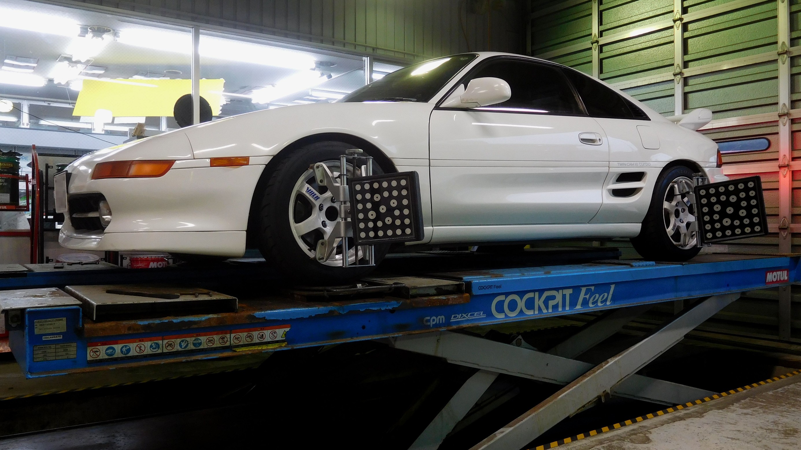 トヨタ Sw Mr2 のサスペンション交換 4輪アライメント作業 Cusco クスコ Street Zero A トヨタ Mr2 Sw 足まわり サスペンション ブレーキ ホイール 4輪トータルアライメント測定 調整 Feel Book スタイルコクピット フィール 車の