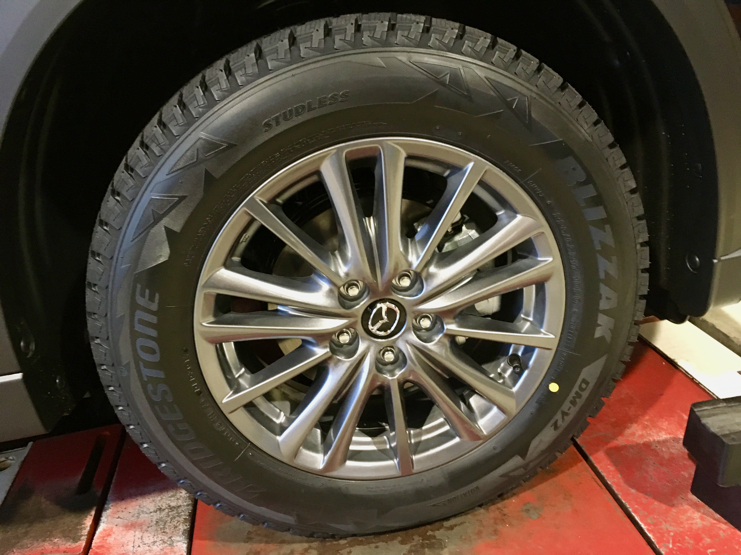 マツダ CX-5 タイヤ ホイール4本セット 特選タイヤ 225/70R16