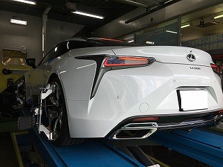 レクサスLC500 ダウンサス装着、四輪アライメント | レクサス 足