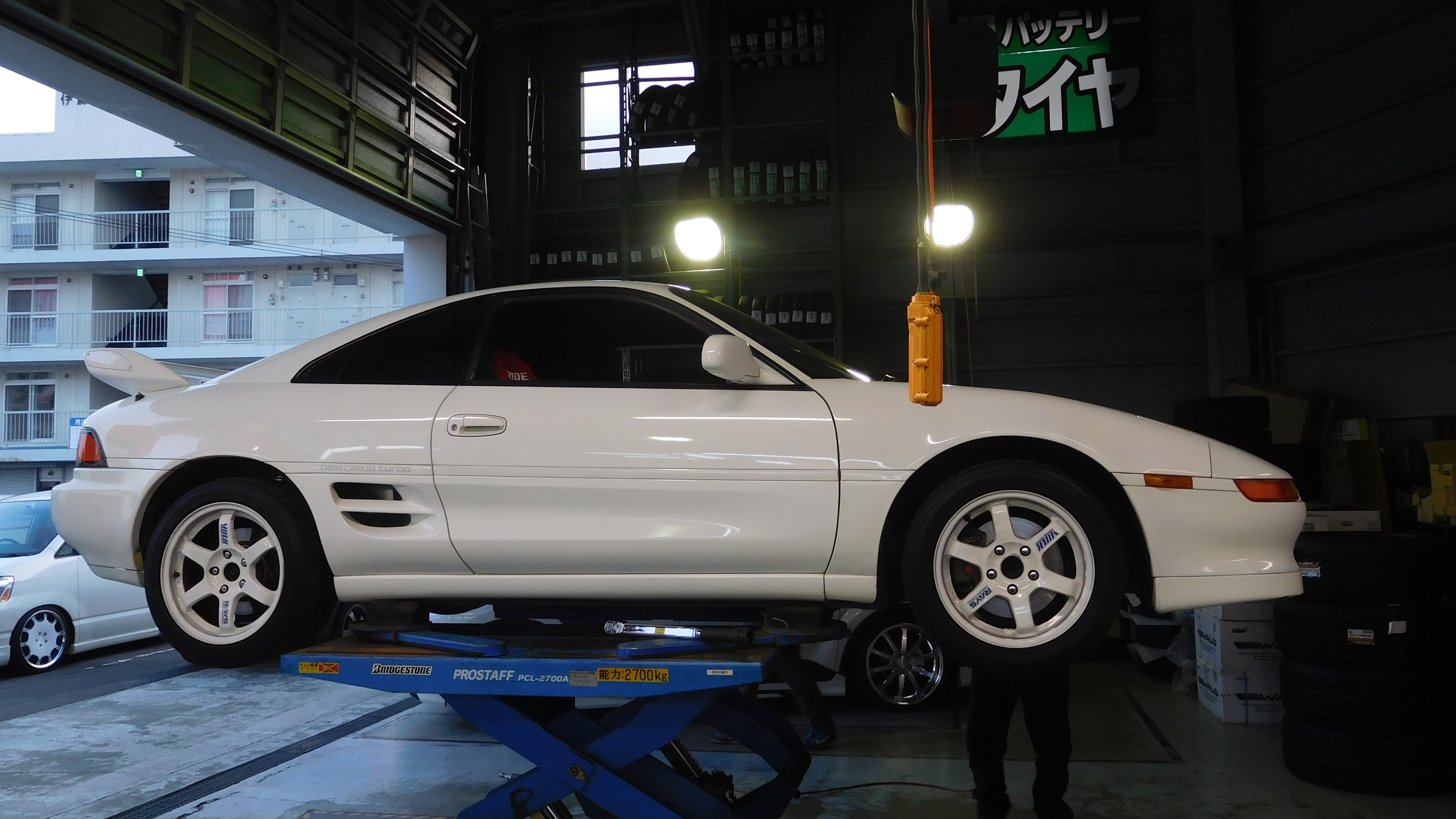 トヨタ SW20 MR2 のサスペンション交換＆4輪アライメント作業