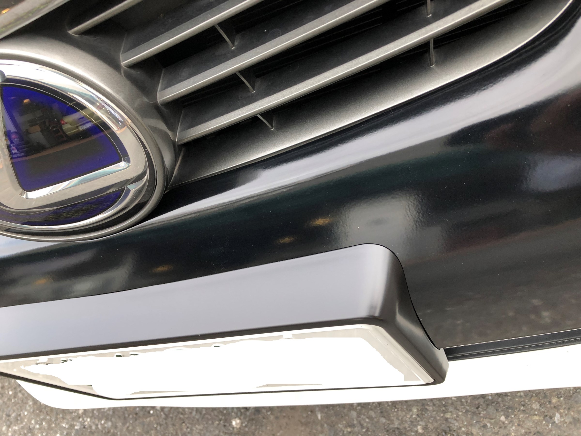 LEXUS CT フロントガーニッシュ取付 | スタッフ日記 | コクピット21