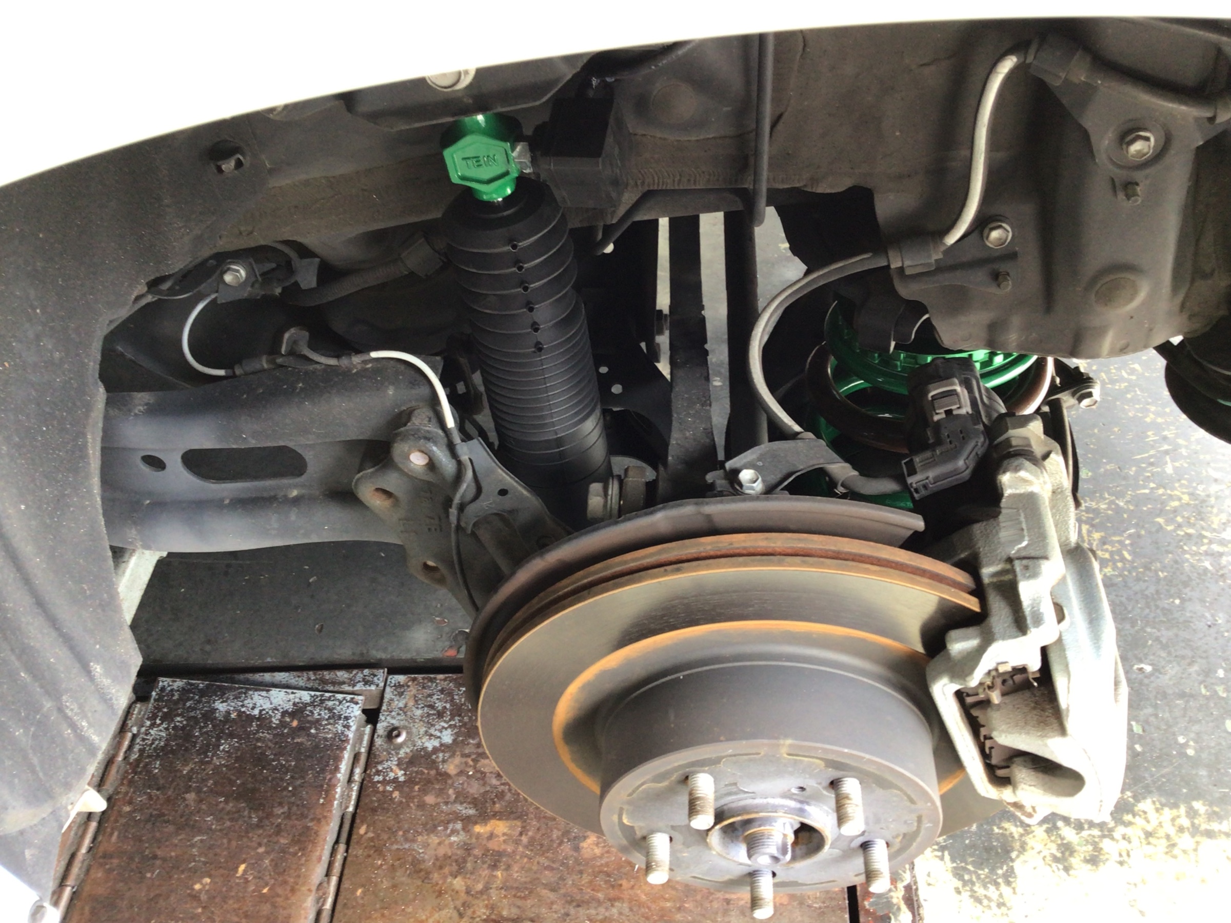 ［美品保証有］AYH30 アルファードハイブリッド　車高調　TEIN RX1 テイン、『アル/ヴェル』ハイブリッド向けフルスペック車高調 2製品を