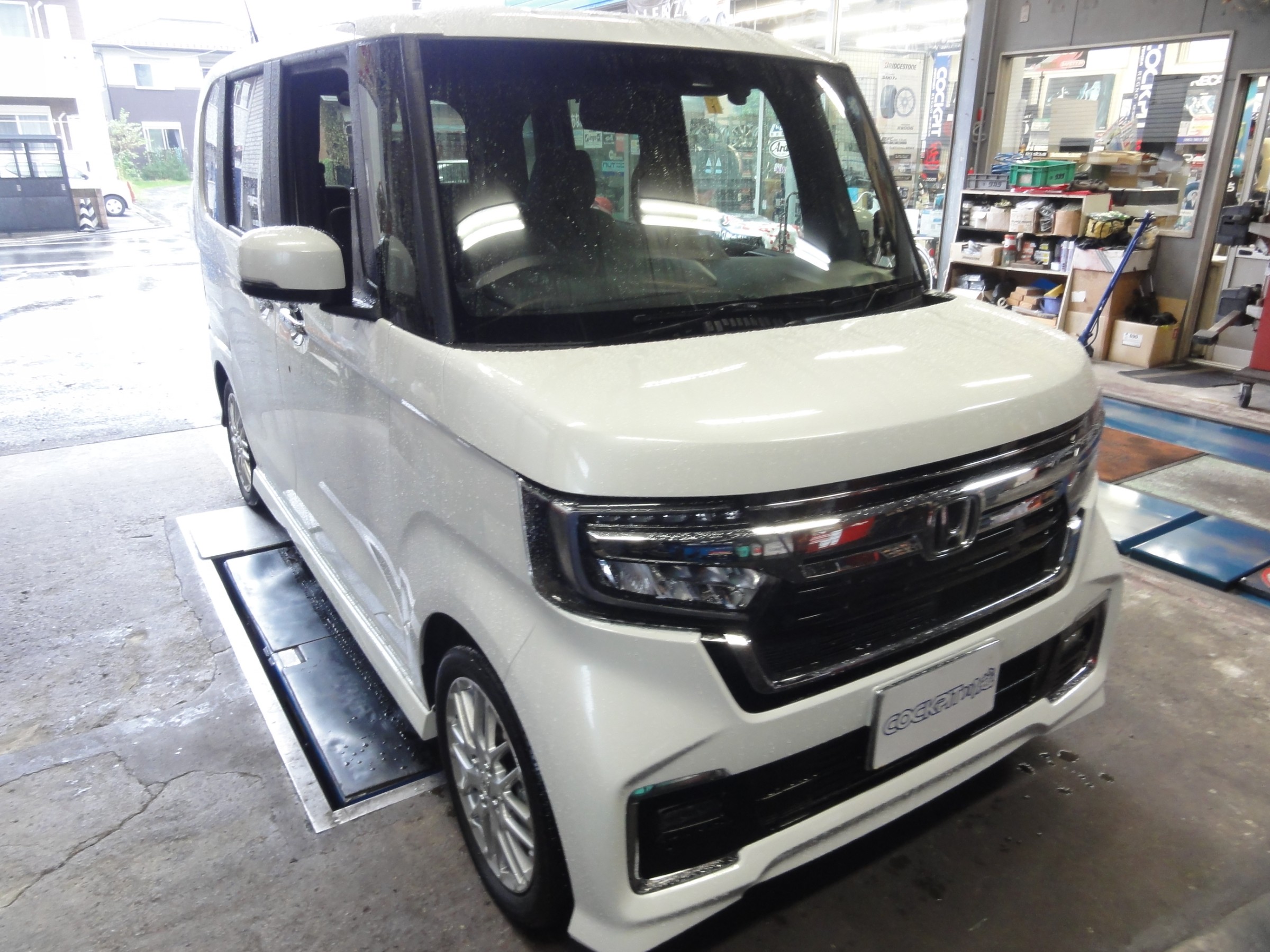 N-BOXカスタム（JF3）テイン製車高調「FLEX-Z」装着