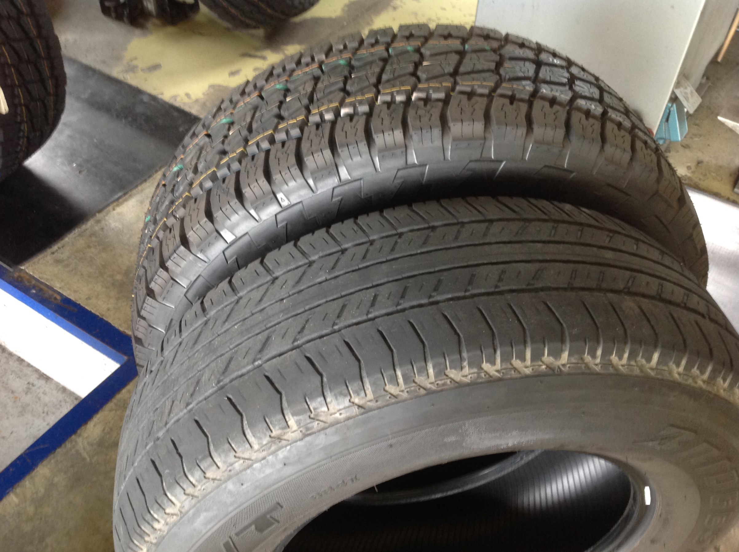 Fj クルーザーさん 車高アップ作戦 完成ですぅ トヨタ Fjクルーザー 足まわり サスペンション ブレーキ 足まわり サスペンション ブレーキ サスペンションパーツ関連取付 スタッフ日記 コクピット きねいわ 車 のカスタマイズにかかわるスタッフより