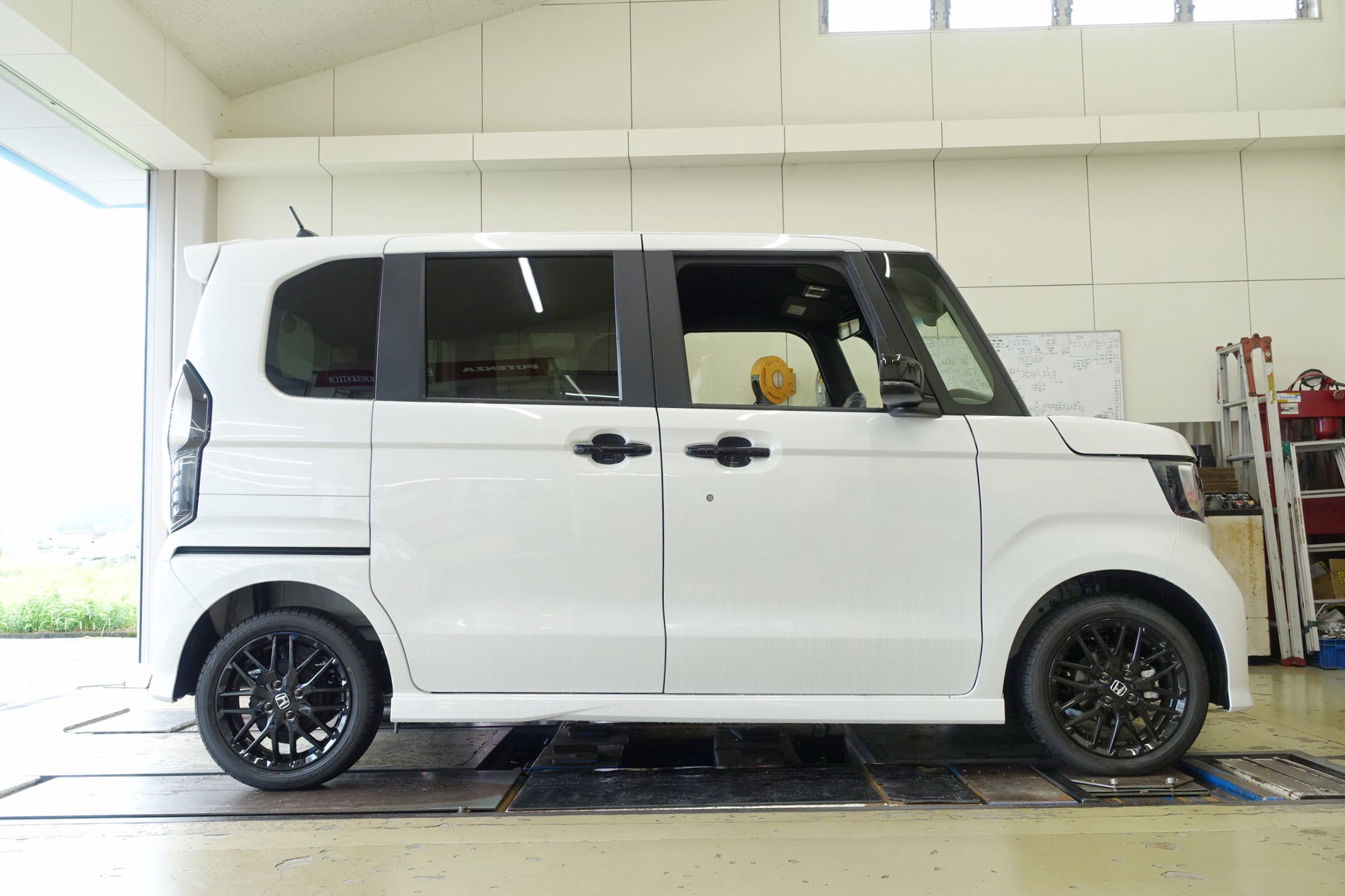 あまりにも車高が高かったので少しだけローダウンしてみました！ホンダ